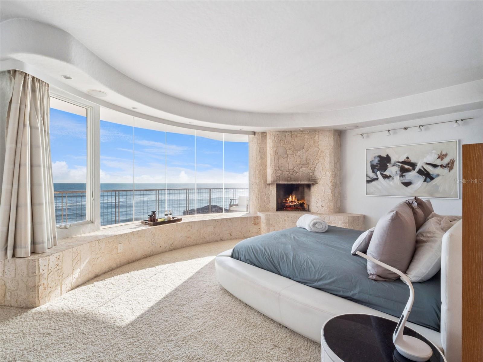 O6356817 Property Photo