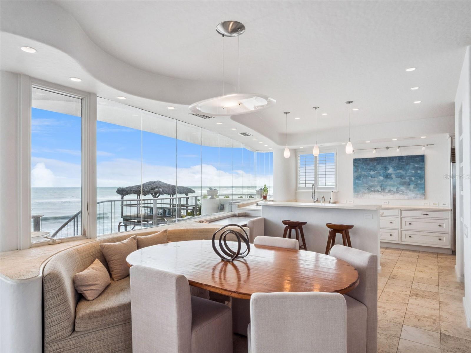 O6356817 Property Photo