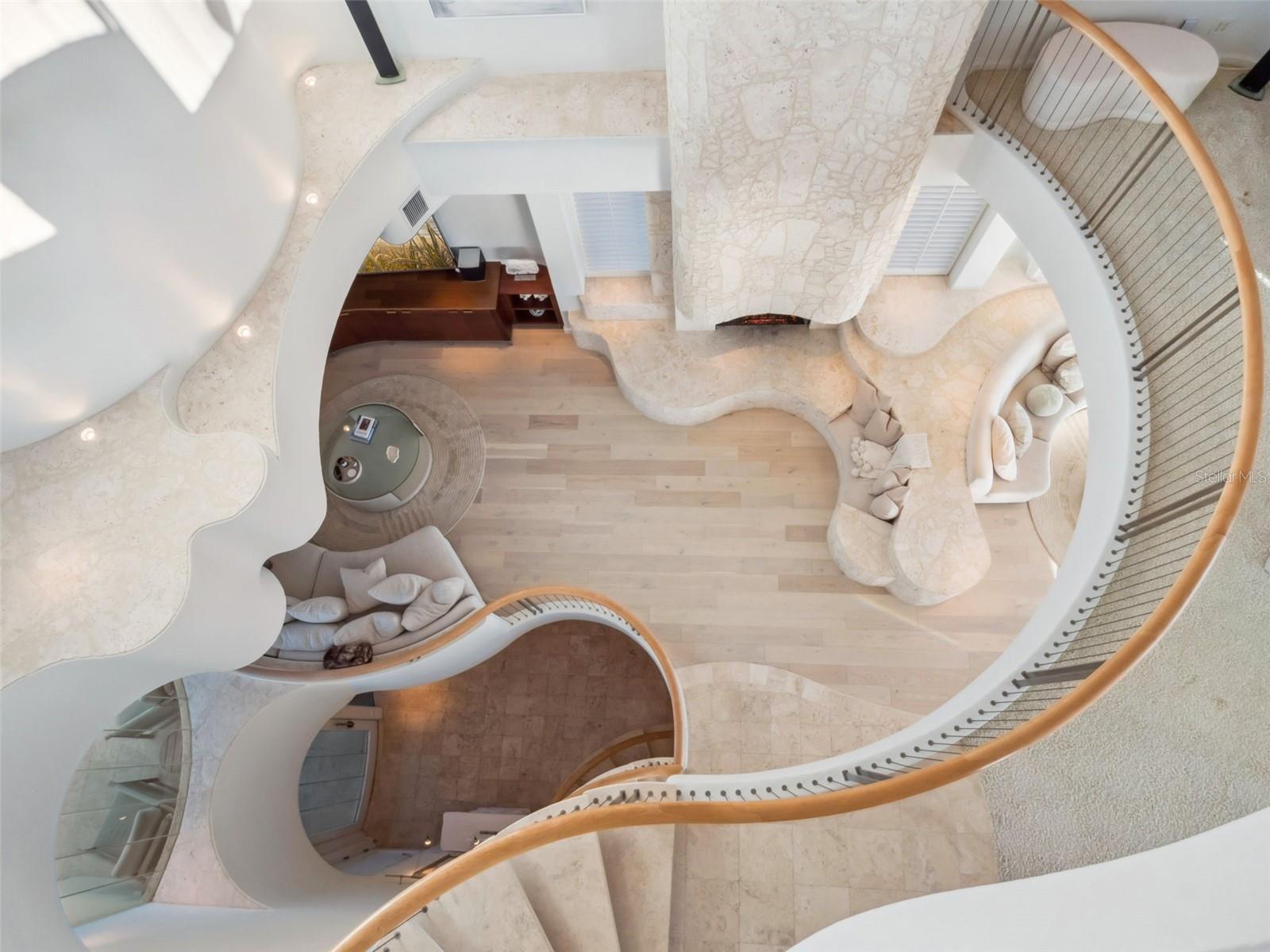 O6356817 Property Photo