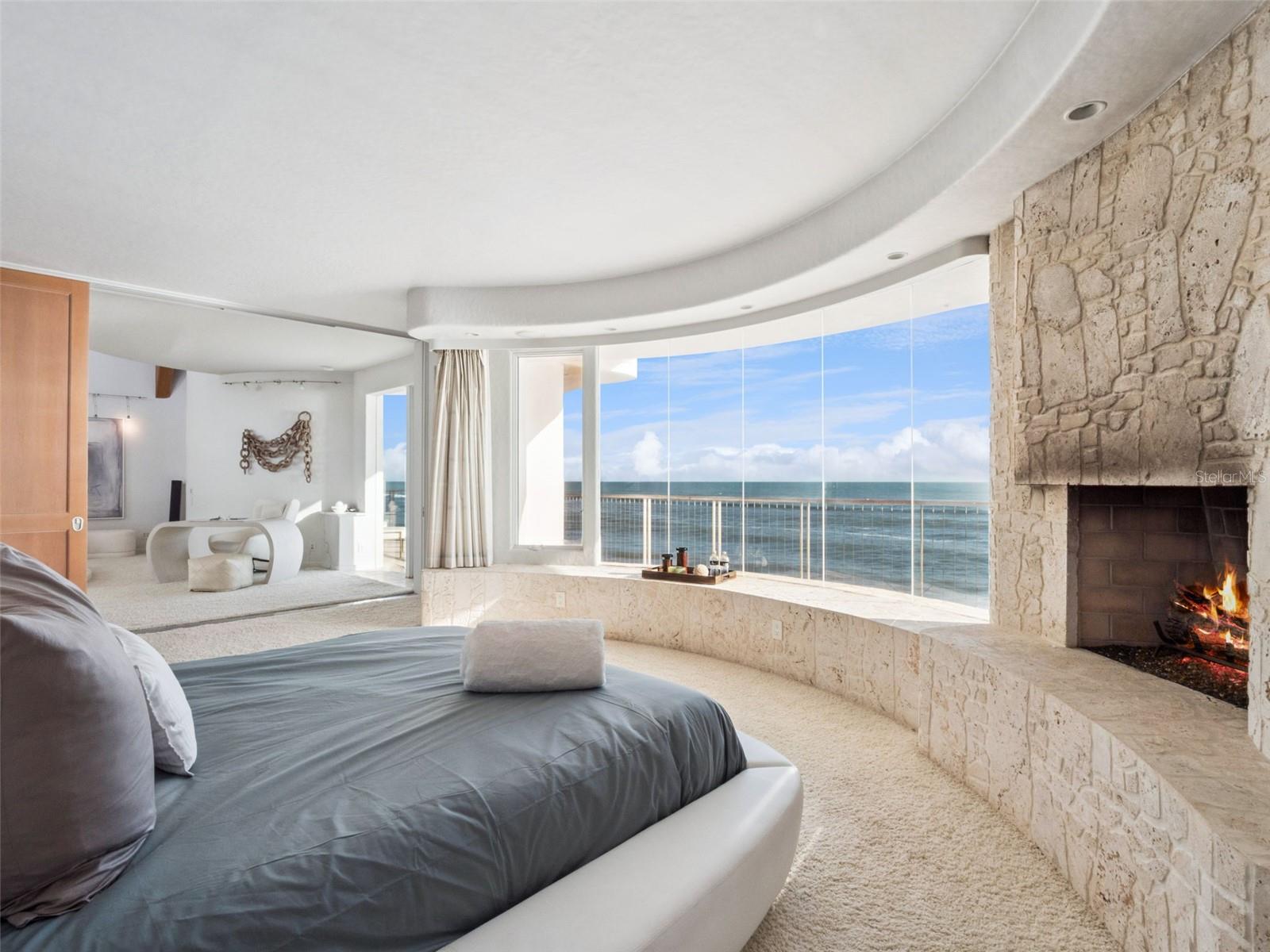 O6356817 Property Photo