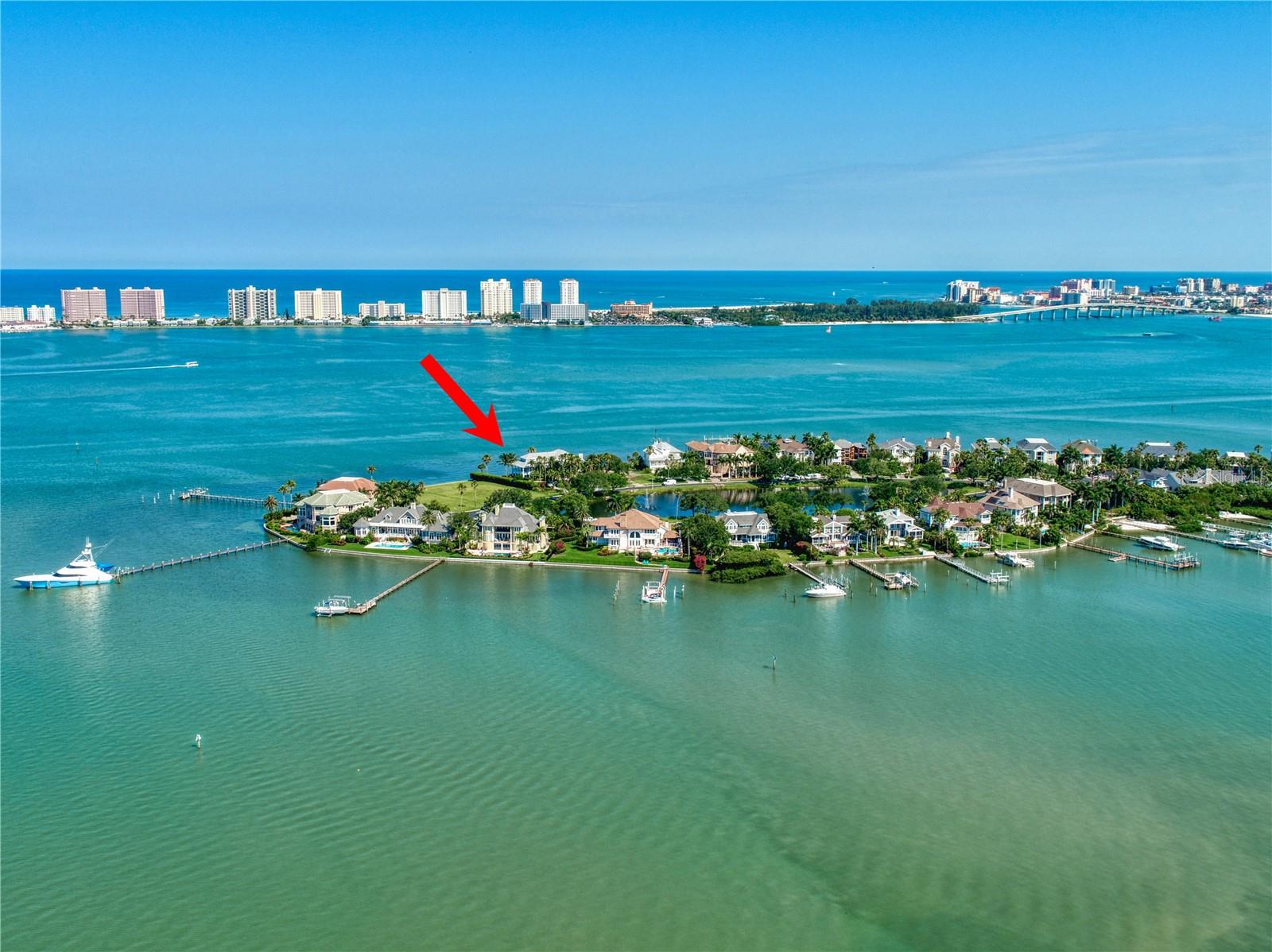 TB8443523 Property Photo