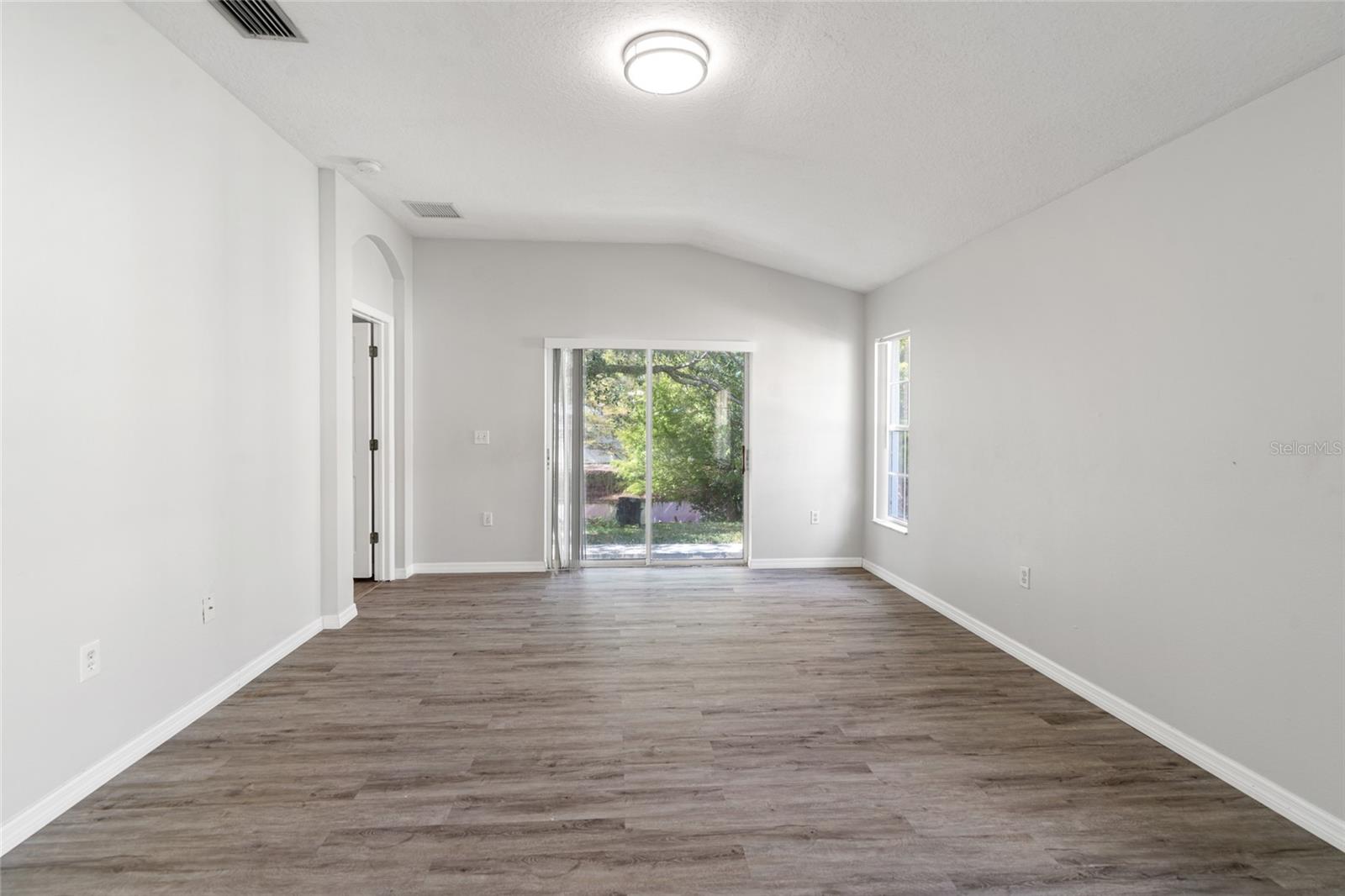 5727 AUTUMN SHIRE DR, ZEPHYRHILLS, FL, 33541