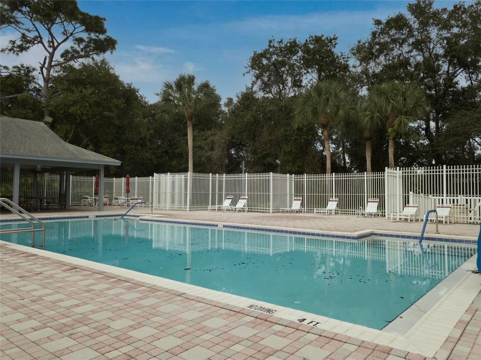 5727 AUTUMN SHIRE DR, ZEPHYRHILLS, FL, 33541