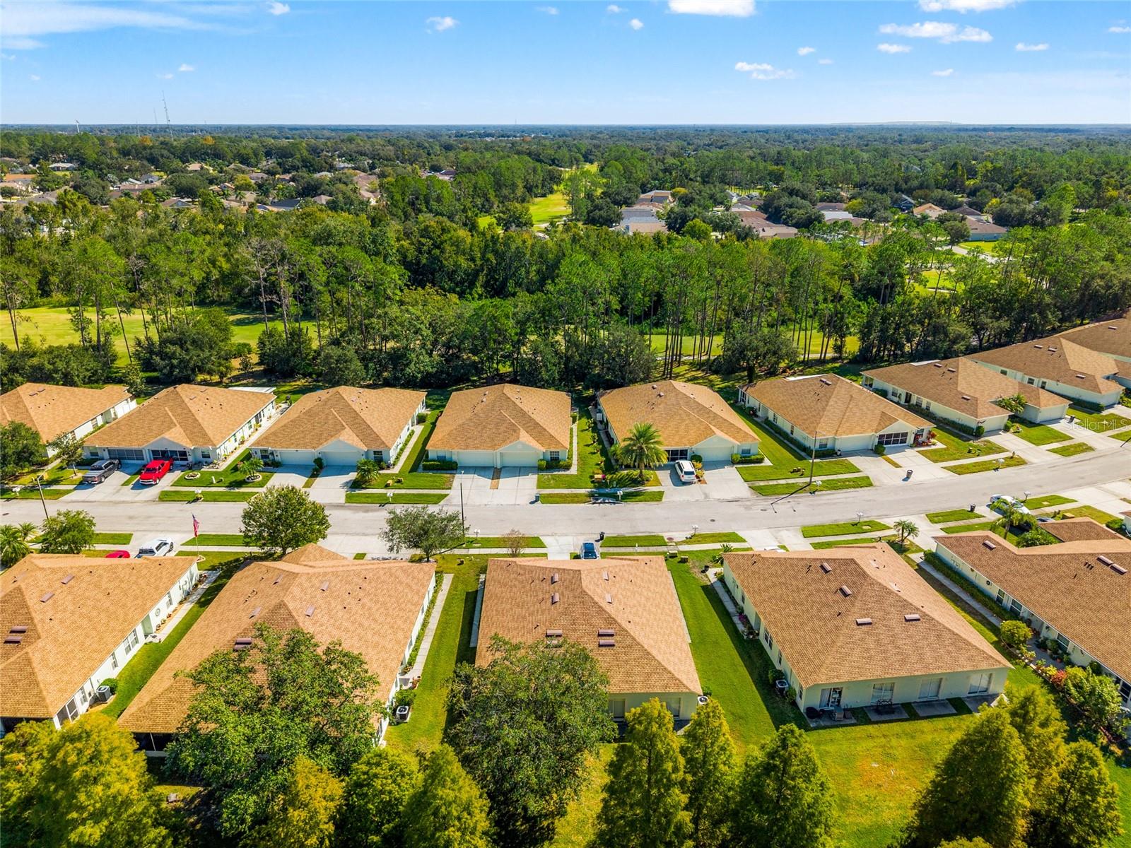 5727 AUTUMN SHIRE DR, ZEPHYRHILLS, FL, 33541