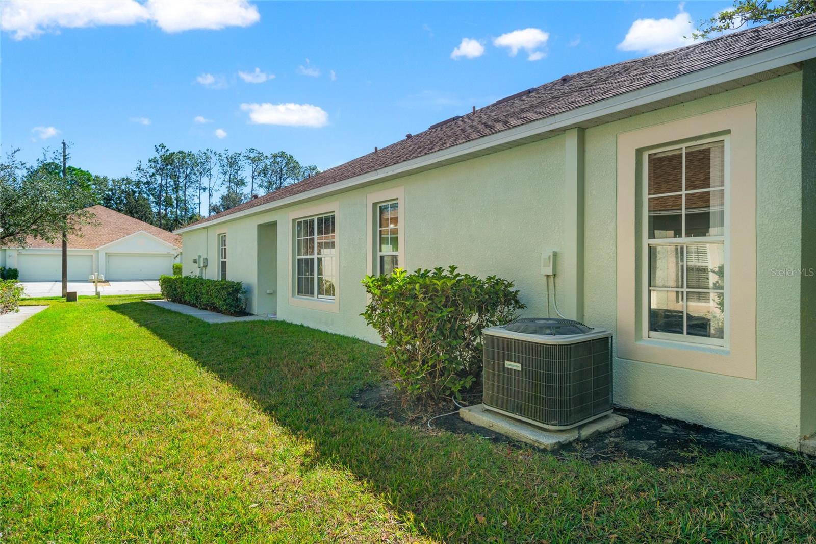 5727 AUTUMN SHIRE DR, ZEPHYRHILLS, FL, 33541