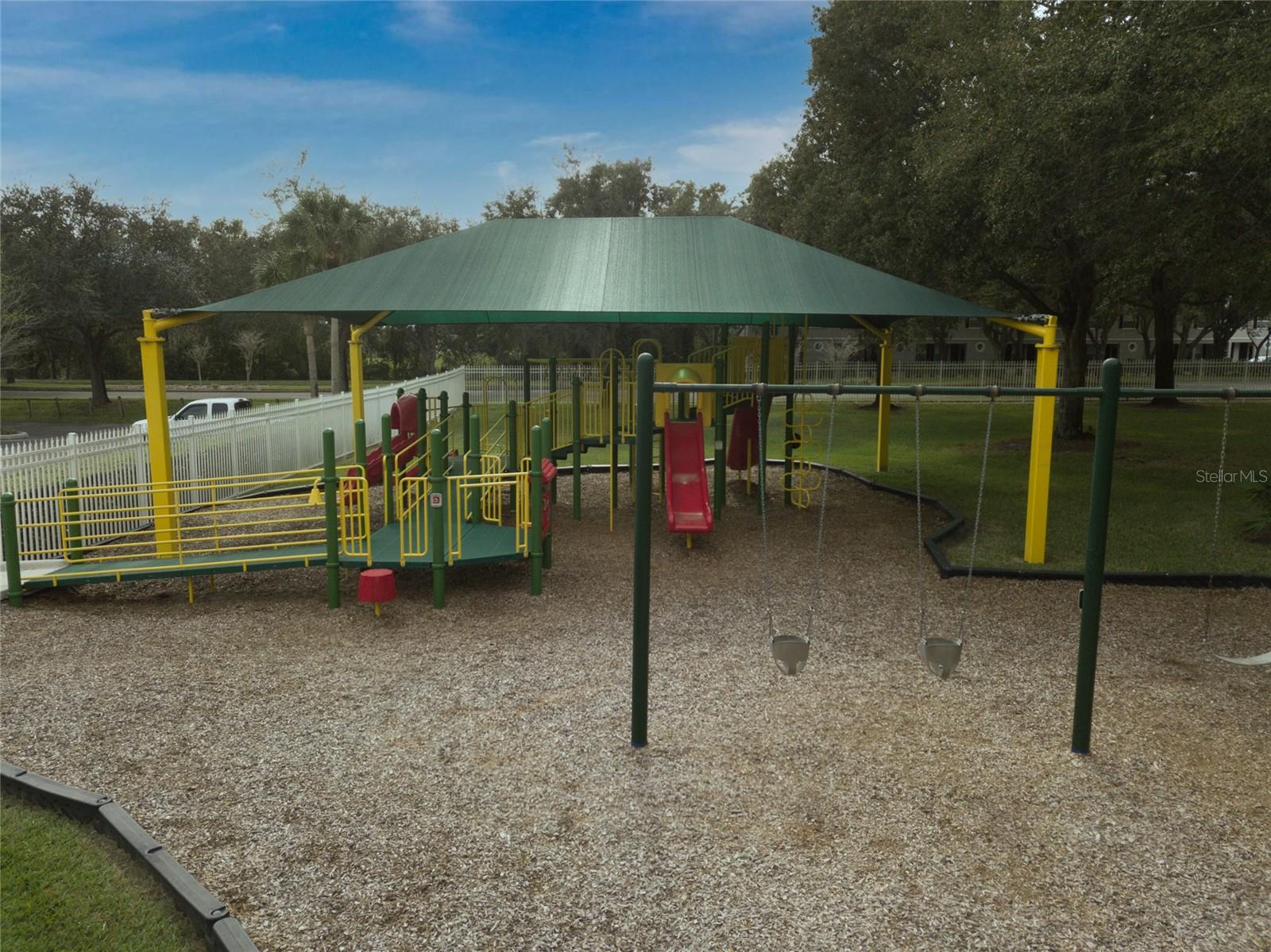 5727 AUTUMN SHIRE DR, ZEPHYRHILLS, FL, 33541