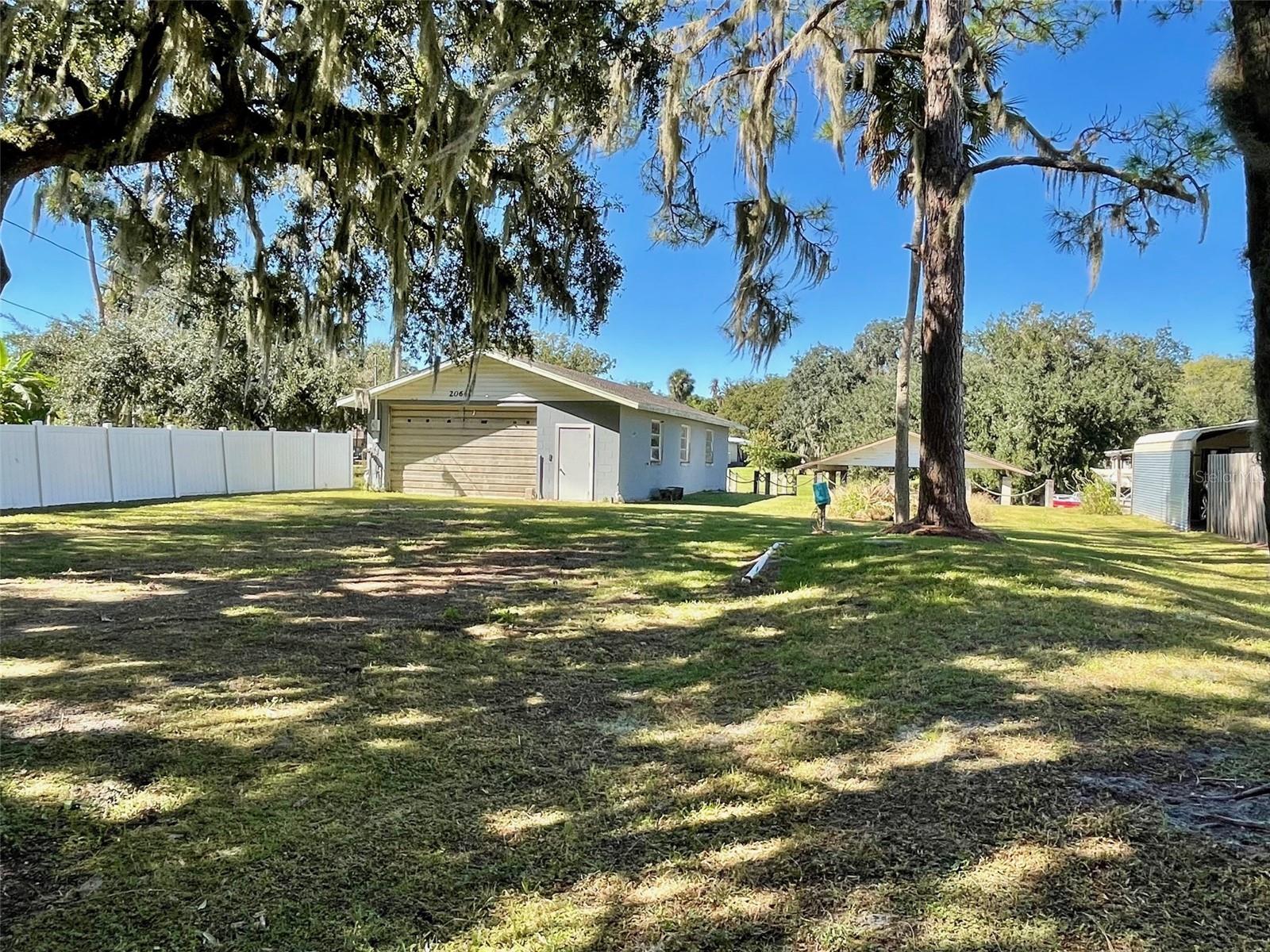 2064 SHADY LN., GENEVA, FL, 32732