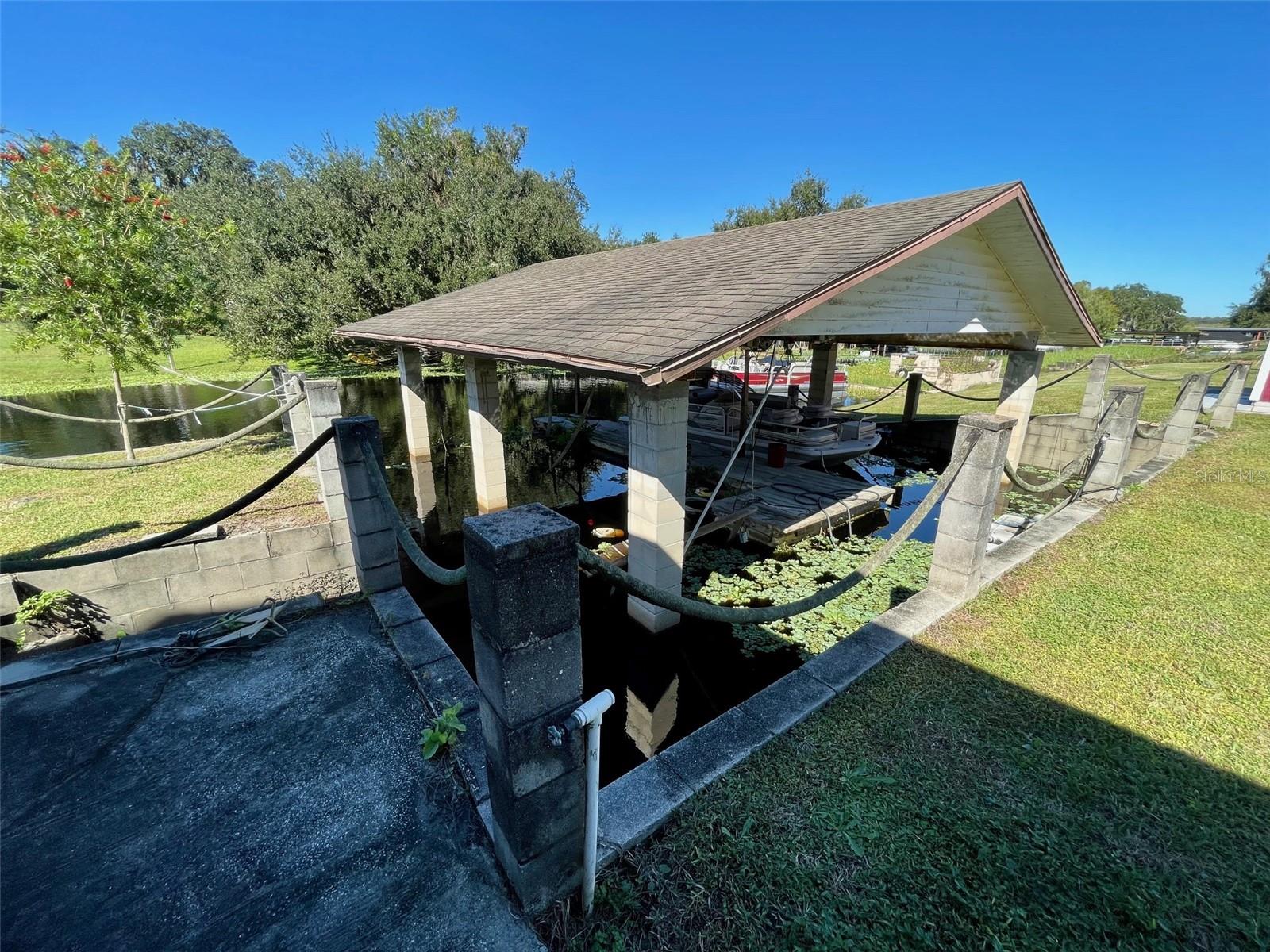 2064 SHADY LN., GENEVA, FL, 32732