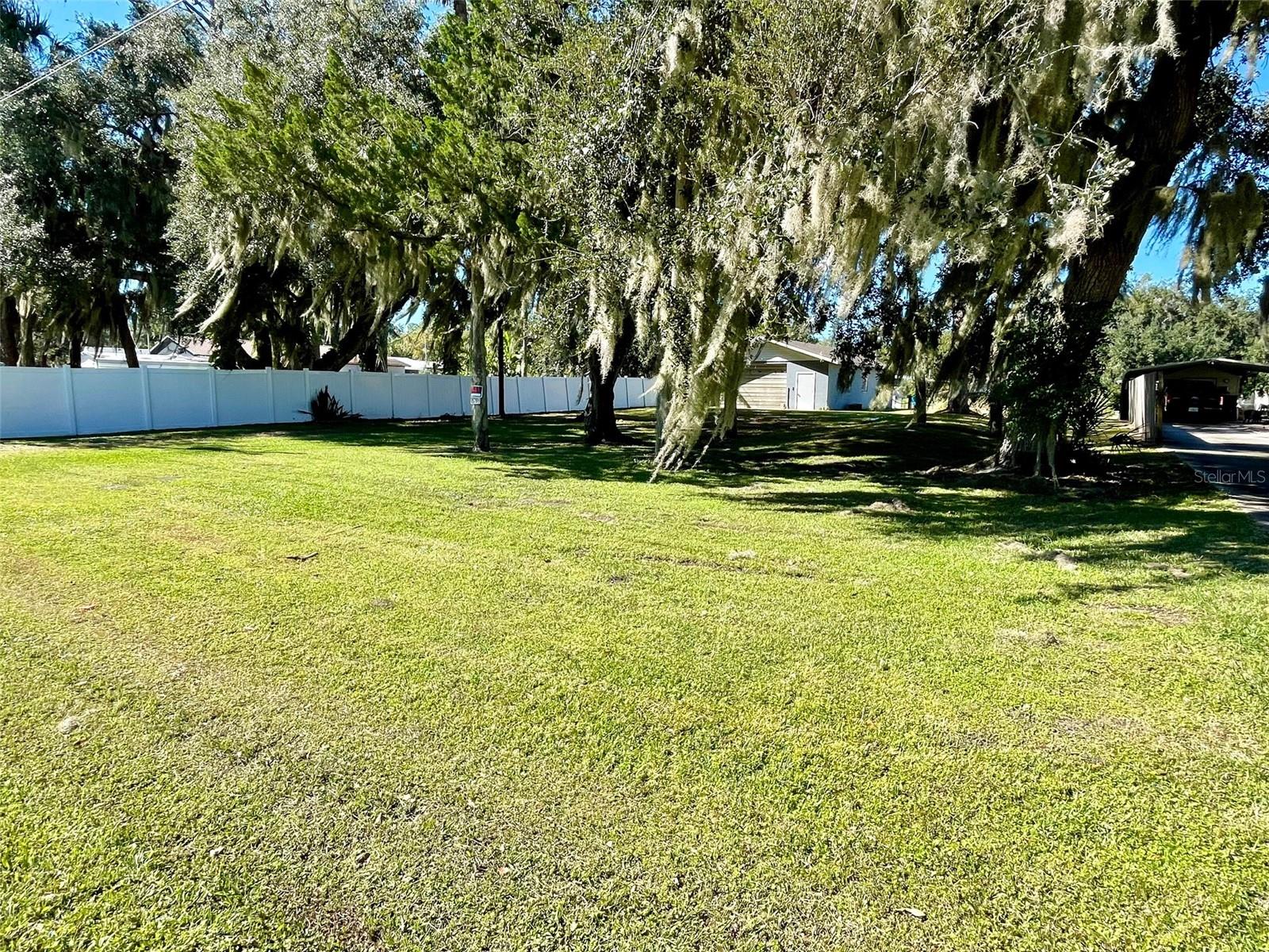 2064 SHADY LN., GENEVA, FL, 32732