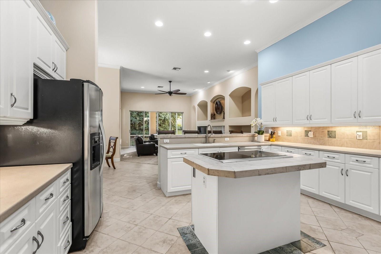 693 STONEFIELD LOOP, LAKE MARY, FL, 32746