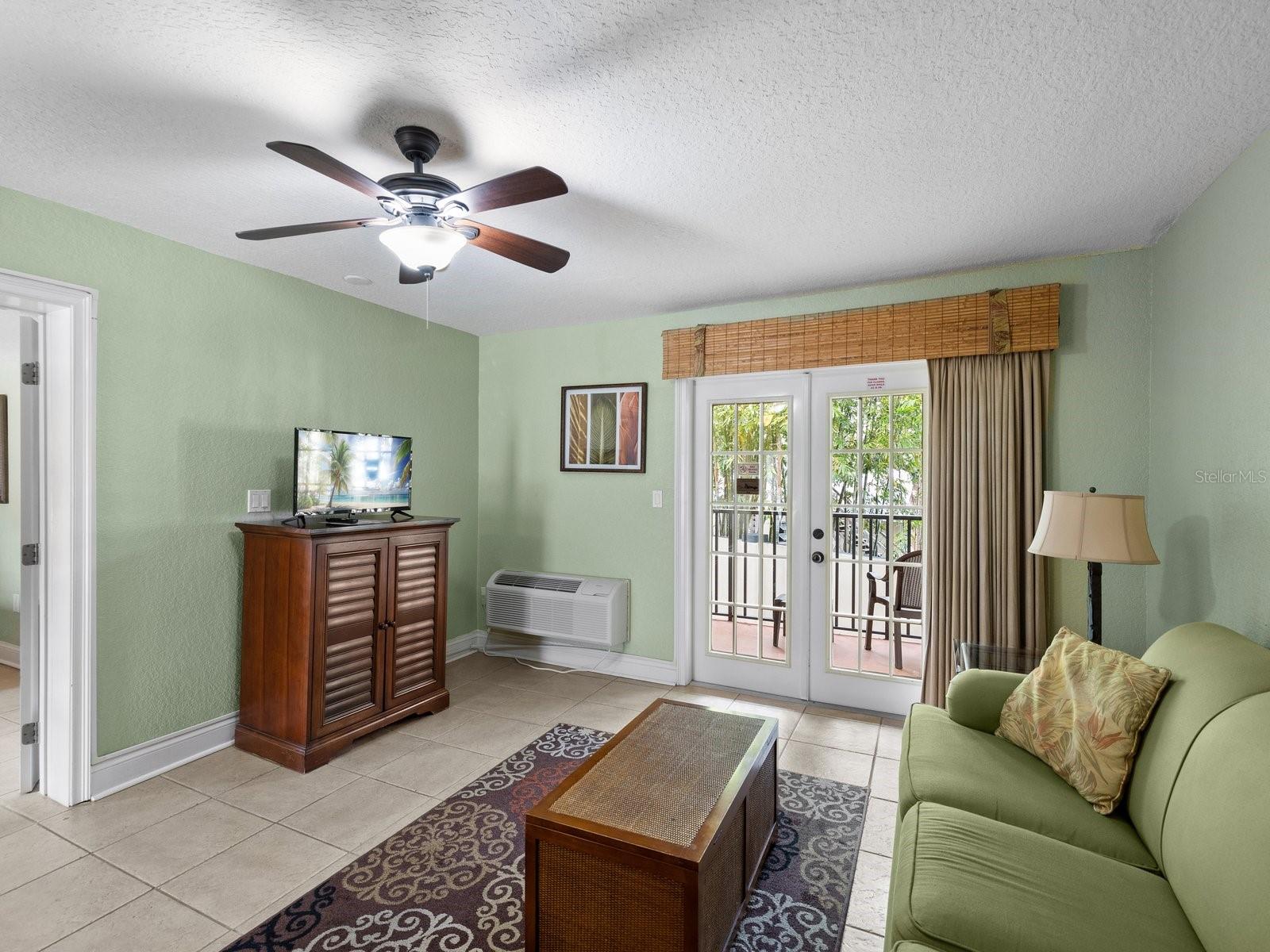1420 BAYSHORE BLVD #208, DUNEDIN, FL, 34698