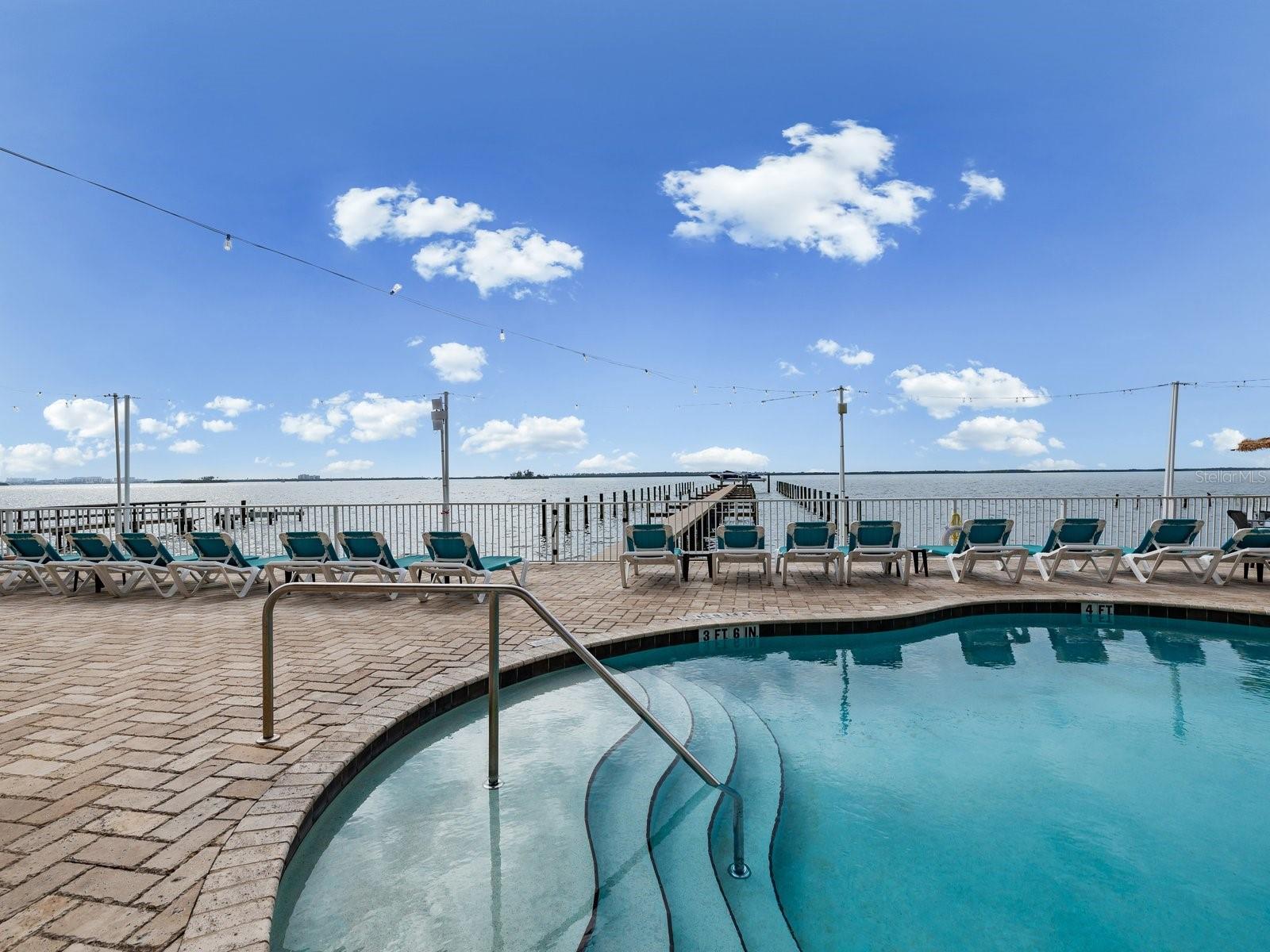 1420 BAYSHORE BLVD #208, DUNEDIN, FL, 34698