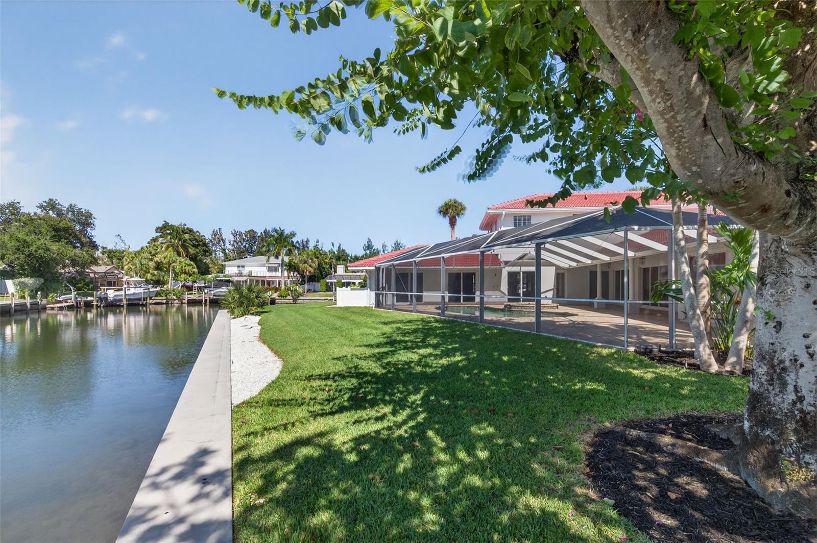 A4670452 Property Photo