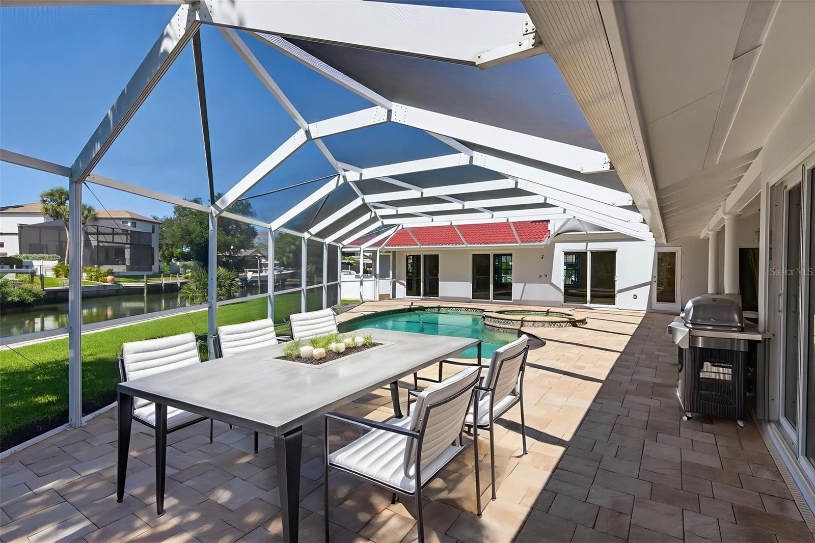 A4670452 Property Photo