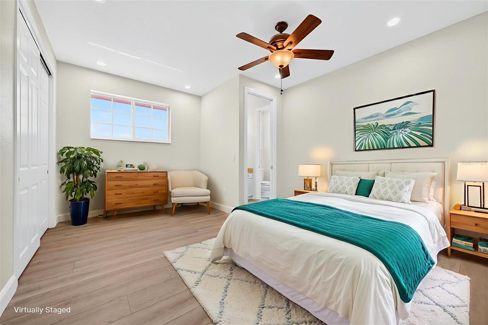 A4670452 Property Photo