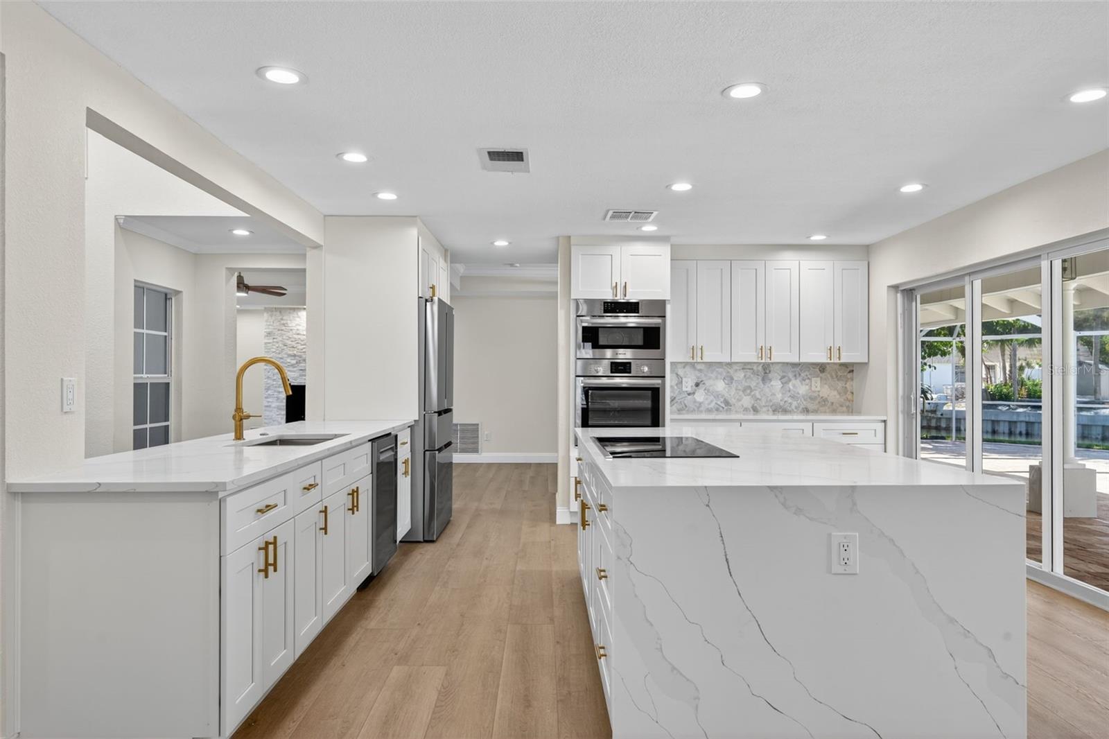 A4670452 Property Photo