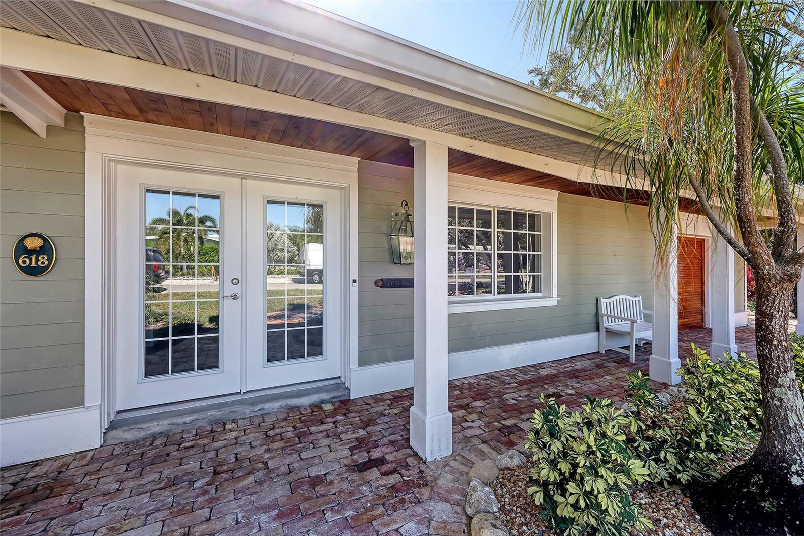 618 BUTTONWOOD DR, LONGBOAT KEY, FL, 34228