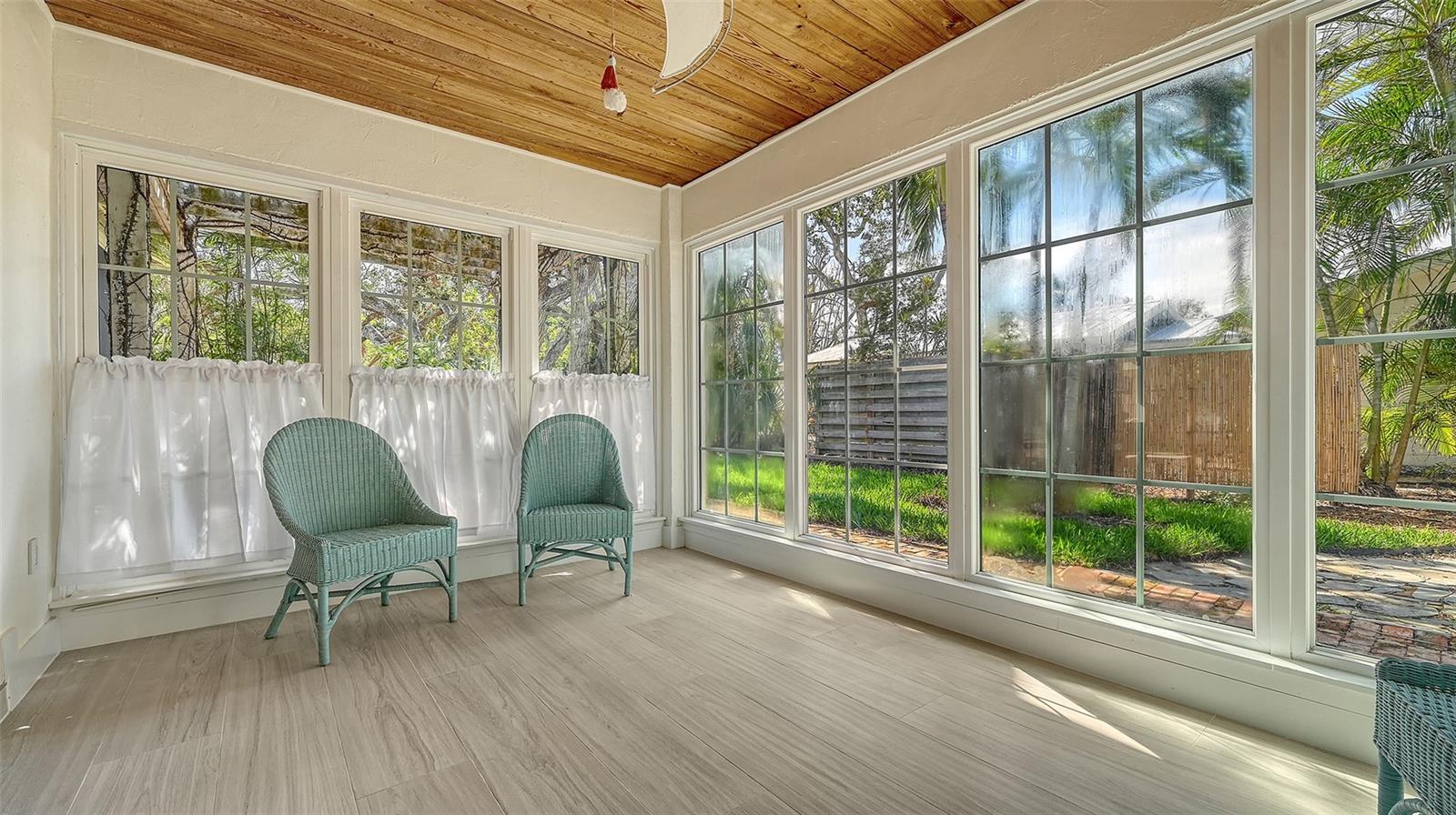 618 BUTTONWOOD DR, LONGBOAT KEY, FL, 34228