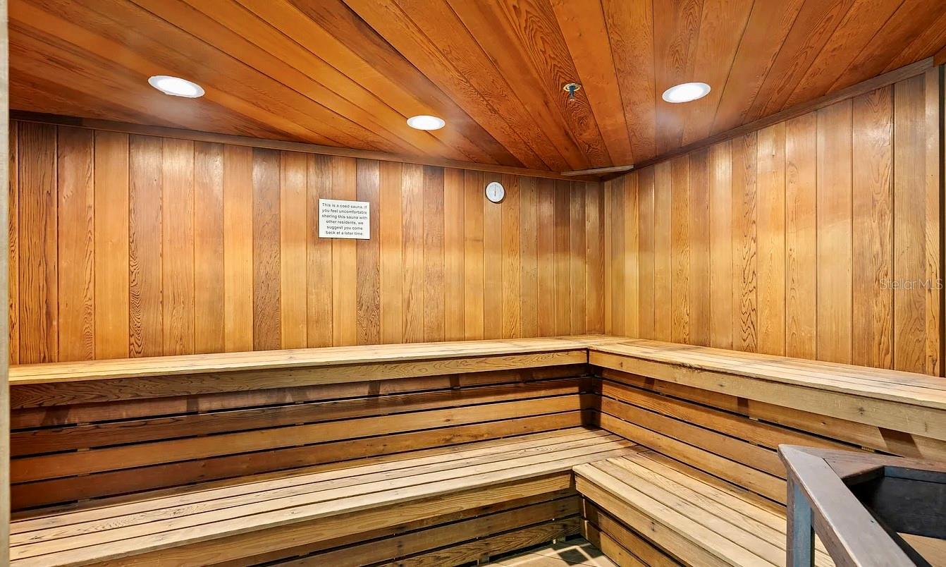 4 OCEANS WEST BLVD #402B, DAYTONA BEACH SHORES, FL, 32118