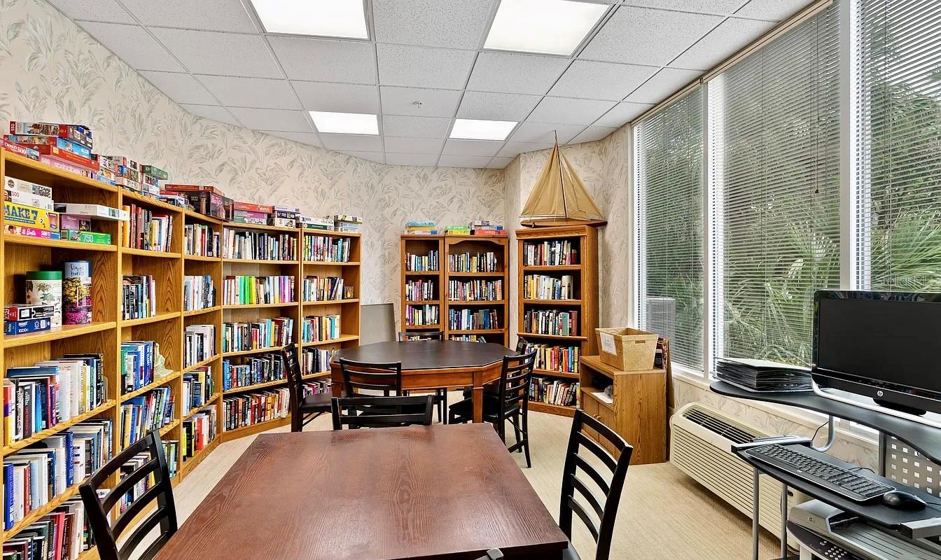 4 OCEANS WEST BLVD #402B, DAYTONA BEACH SHORES, FL, 32118