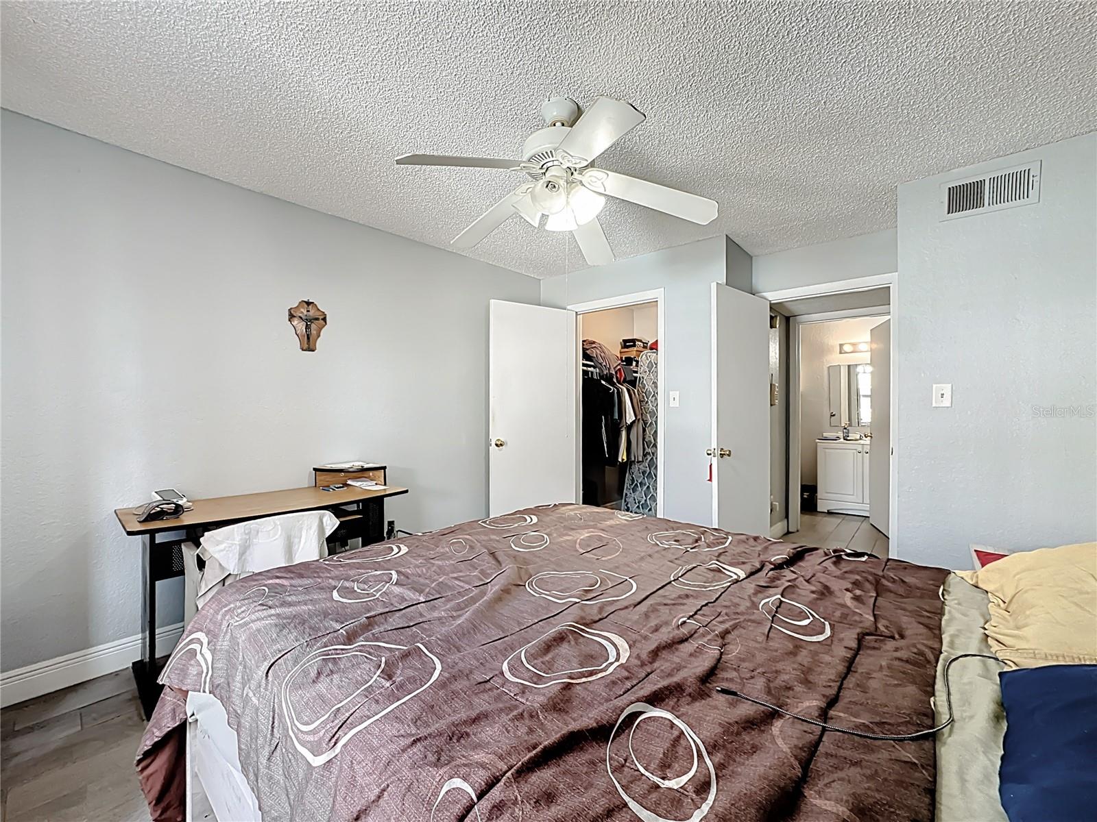 4401 THORNBRIAR LN #105, ORLANDO, FL, 32822