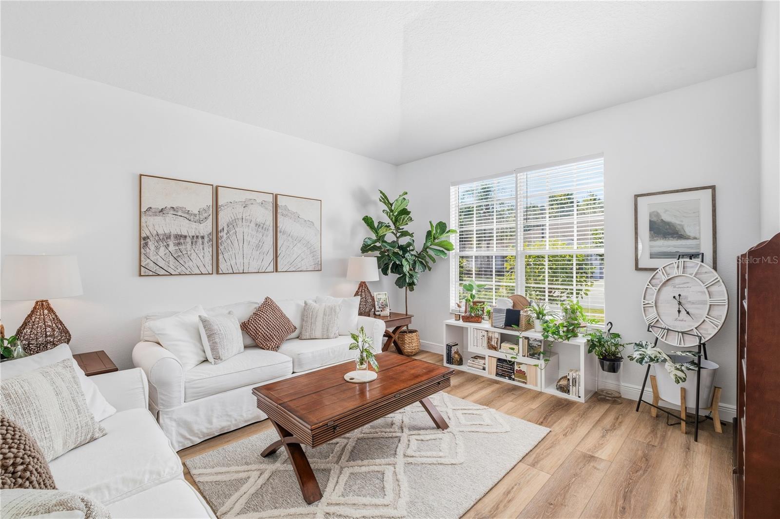 2425 GREENWILLOW DR, ORLANDO, FL, 32825