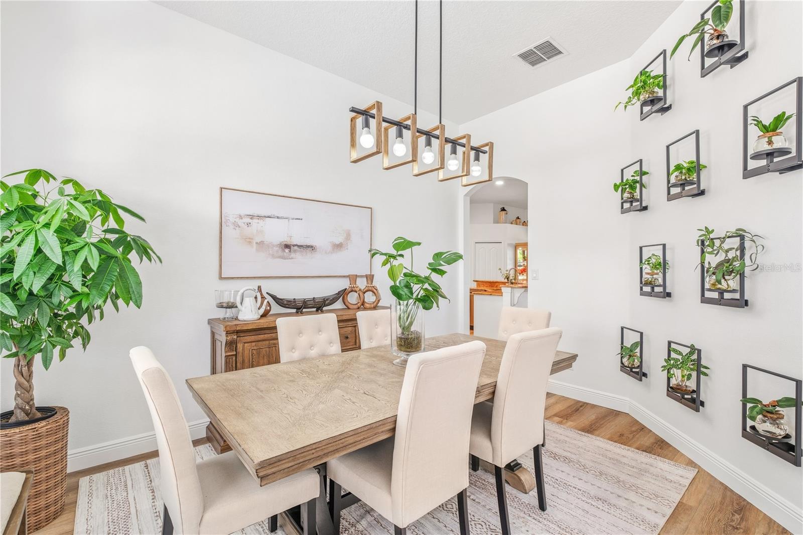 2425 GREENWILLOW DR, ORLANDO, FL, 32825