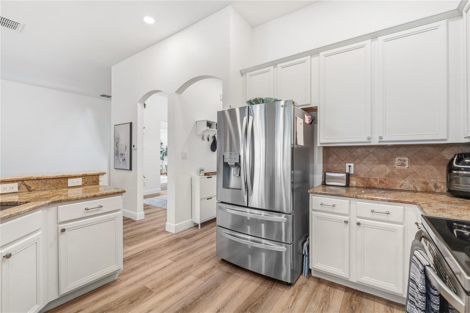 2425 GREENWILLOW DR, ORLANDO, FL, 32825