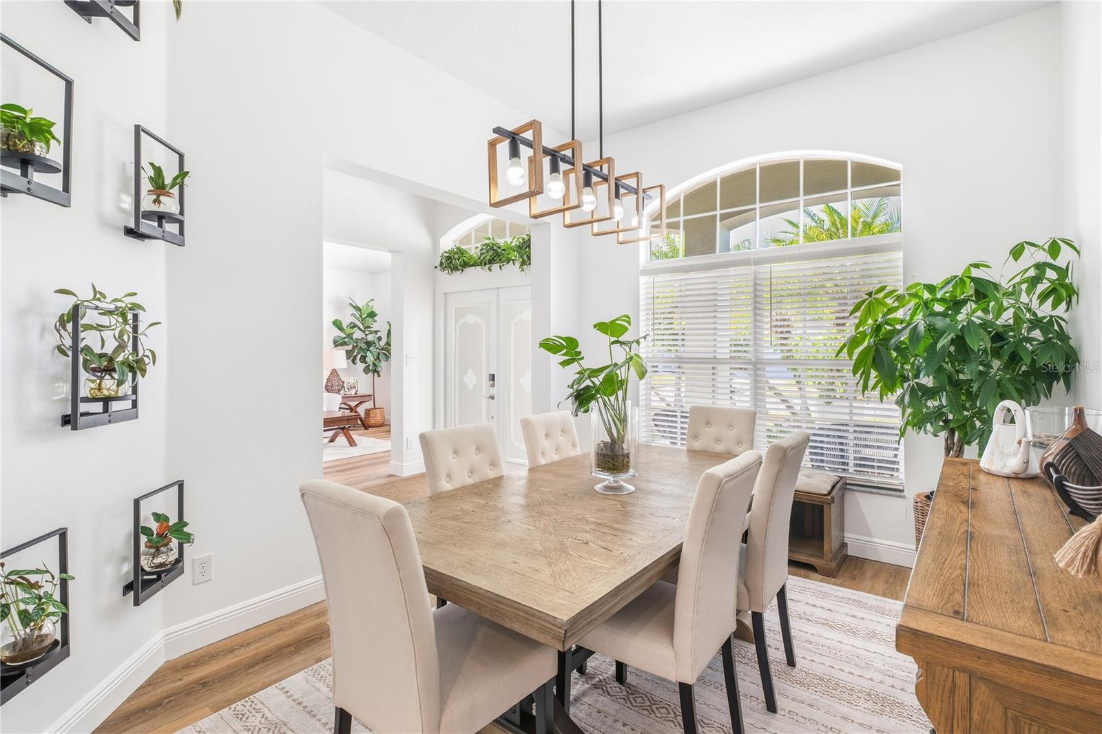 2425 GREENWILLOW DR, ORLANDO, FL, 32825