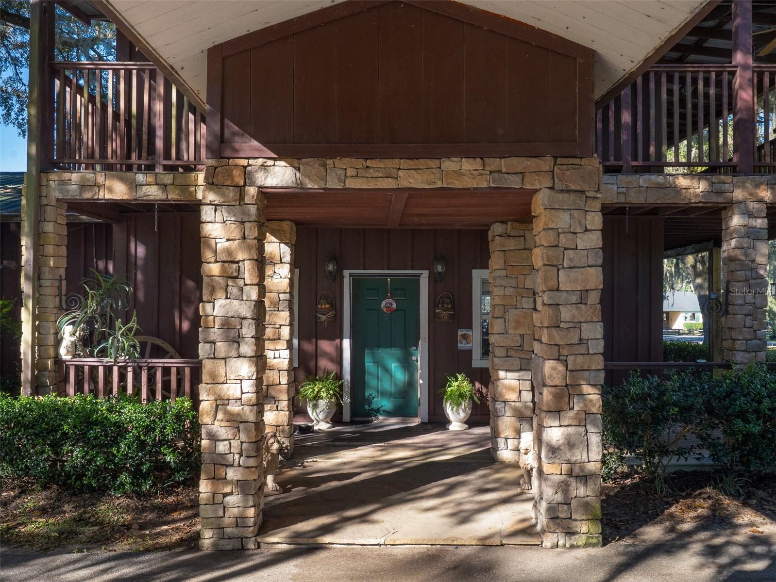 OM712677 Property Photo