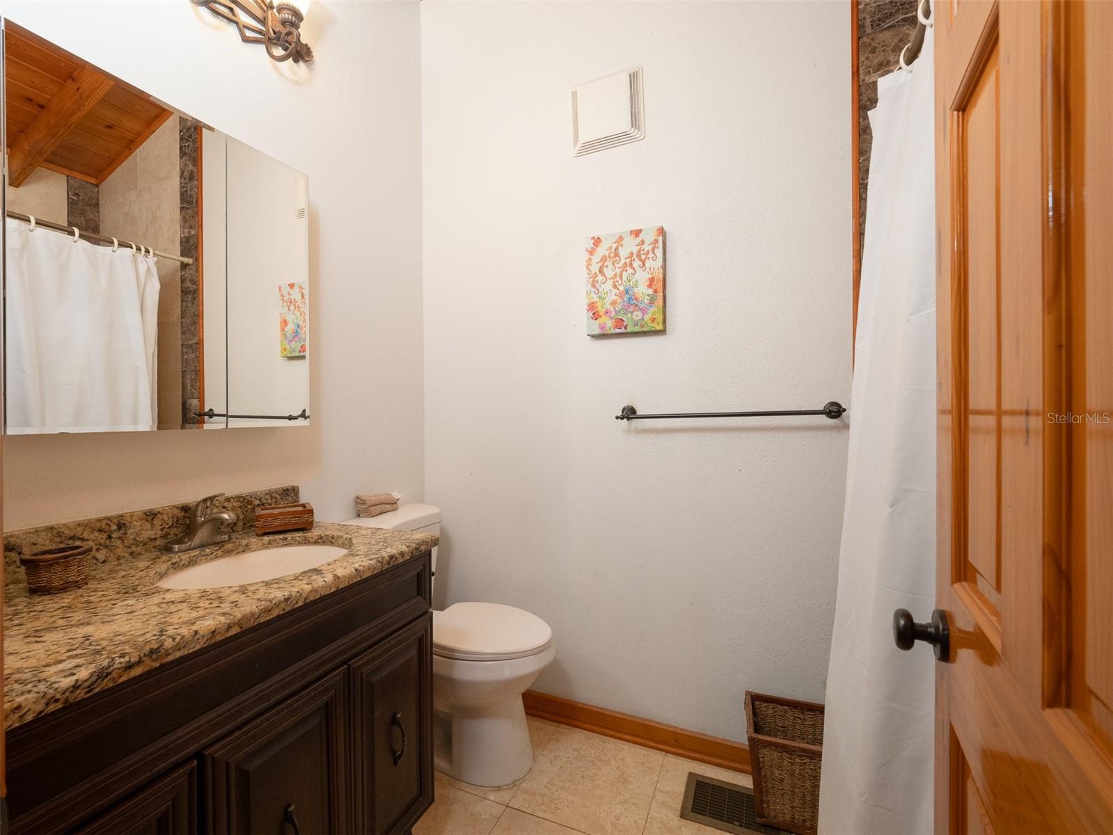 OM712677 Property Photo