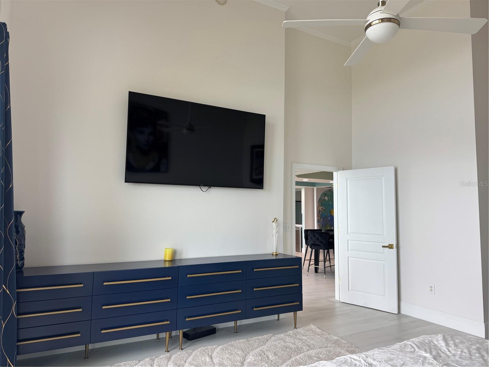 O6357019 Property Photo