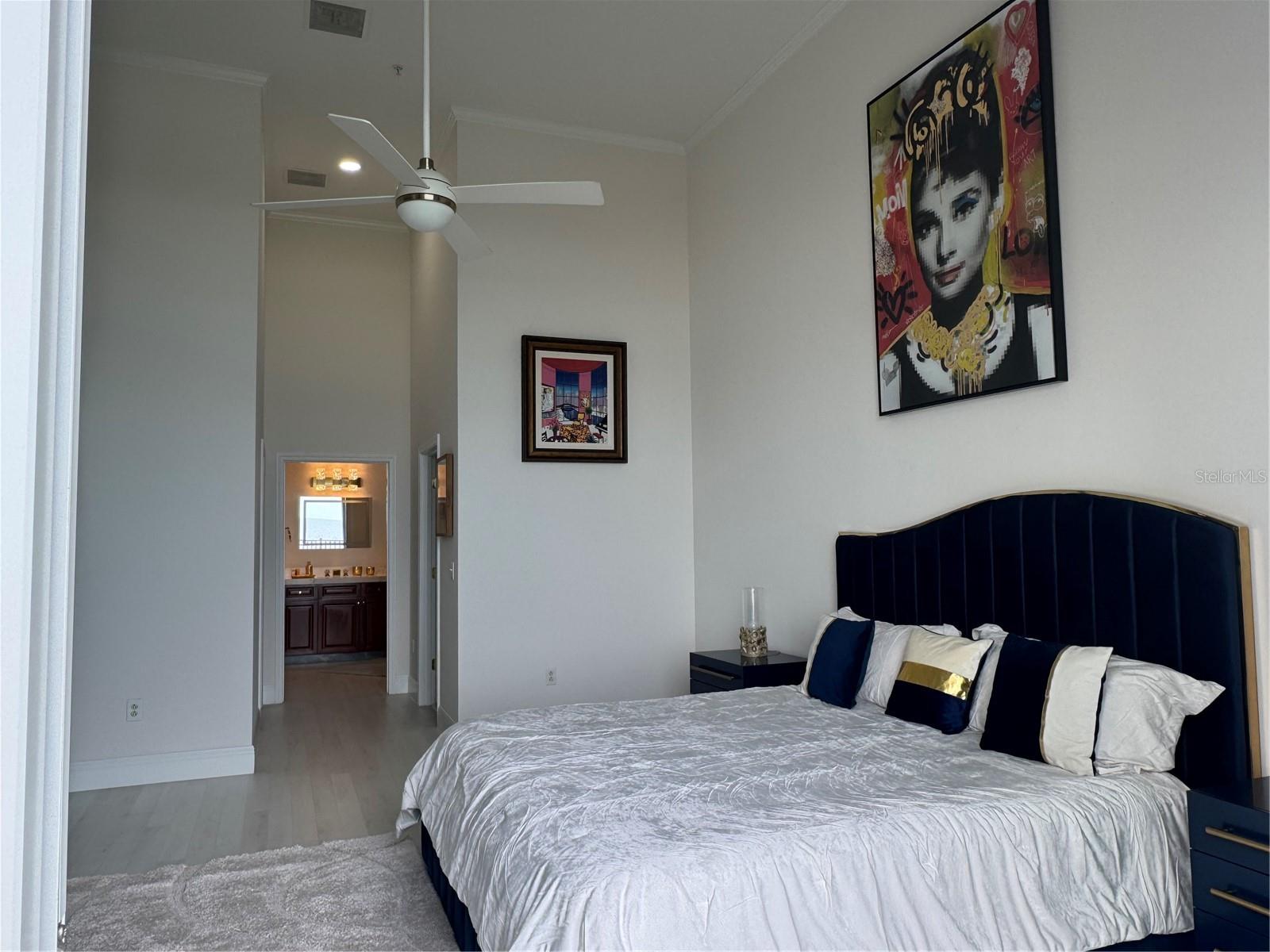 O6357019 Property Photo