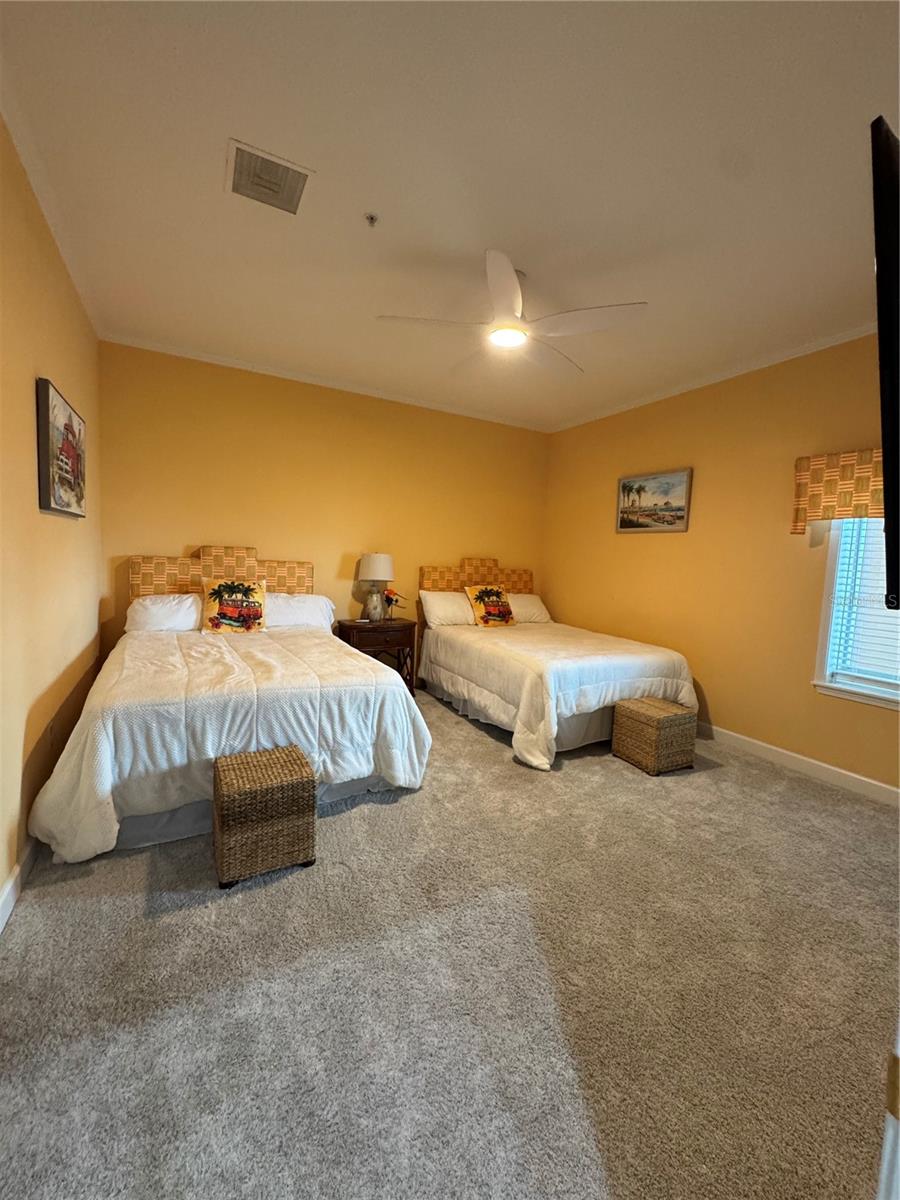 O6357019 Property Photo