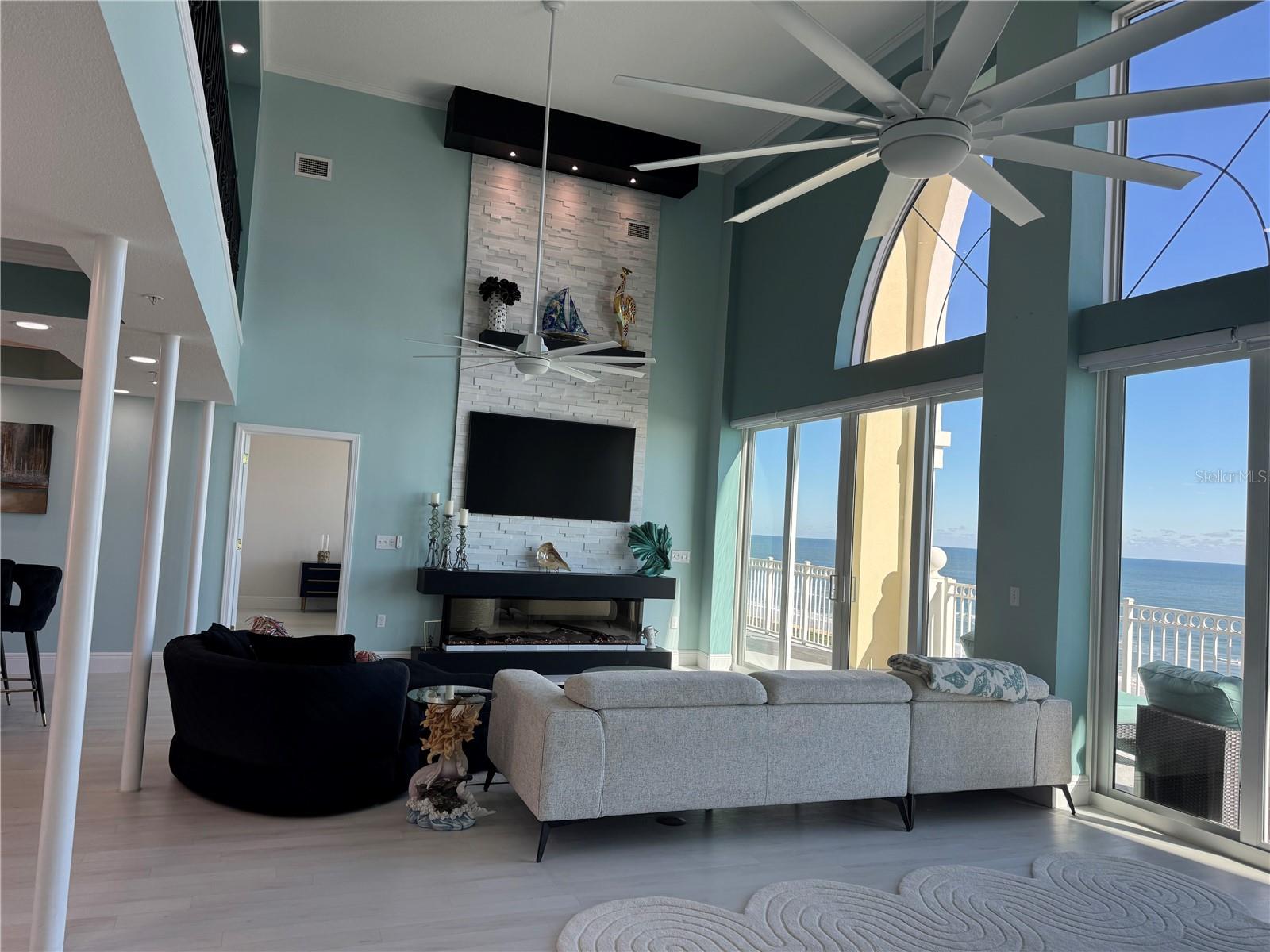 O6357019 Property Photo