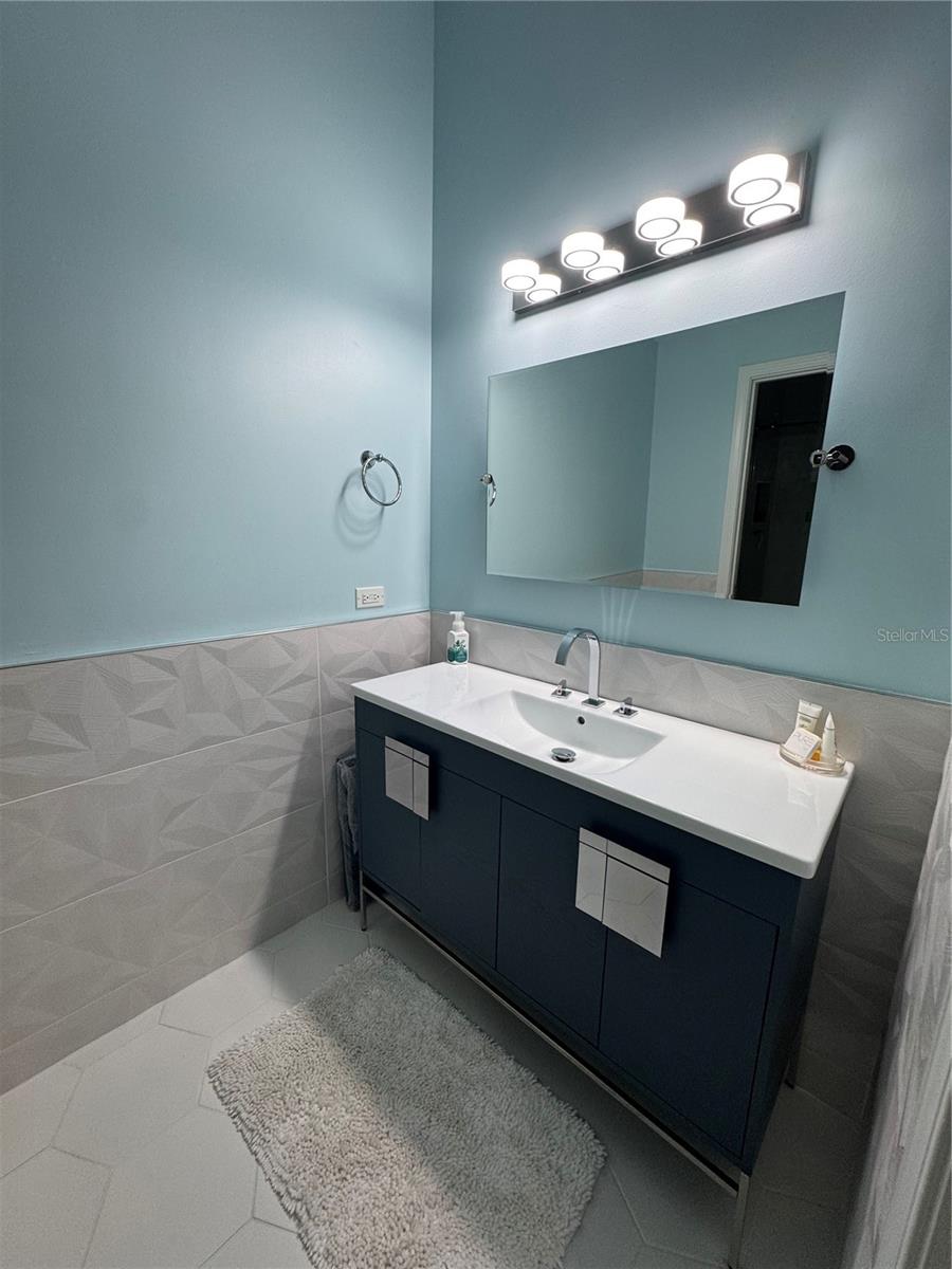 O6357019 Property Photo