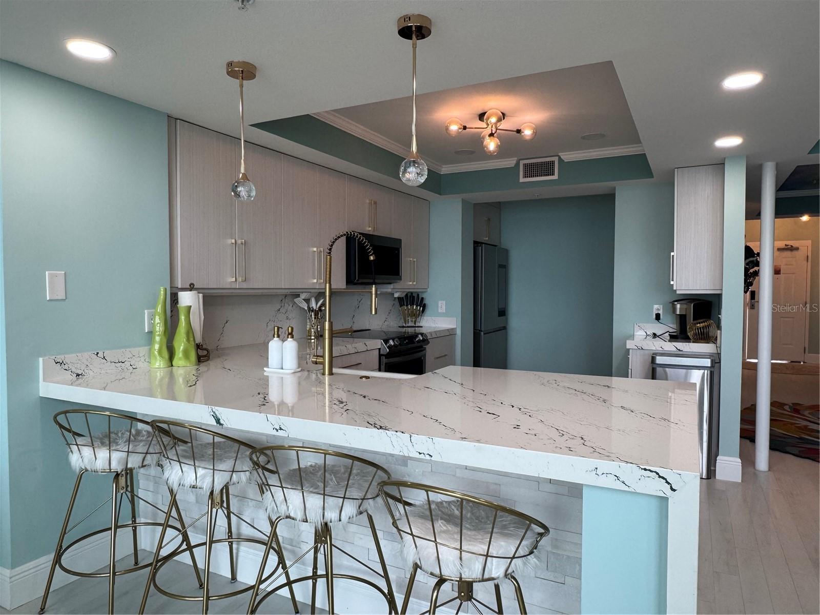 O6357019 Property Photo