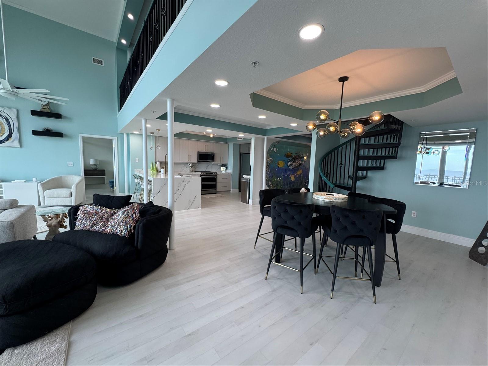 O6357019 Property Photo