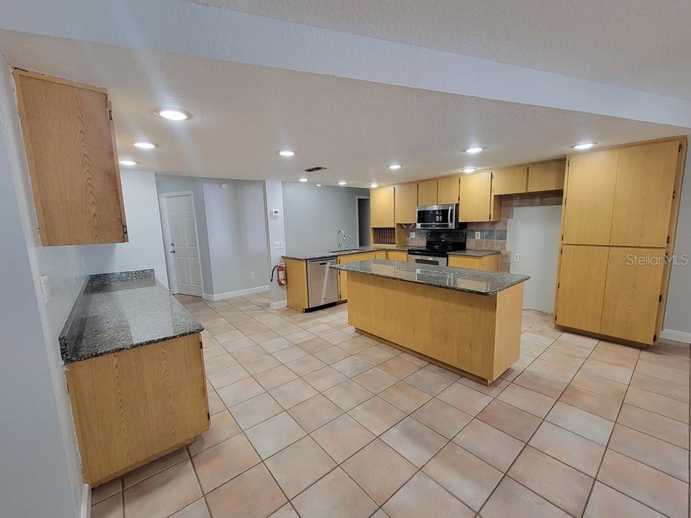 11633 FOX RUN, PORT RICHEY, FL, 34668