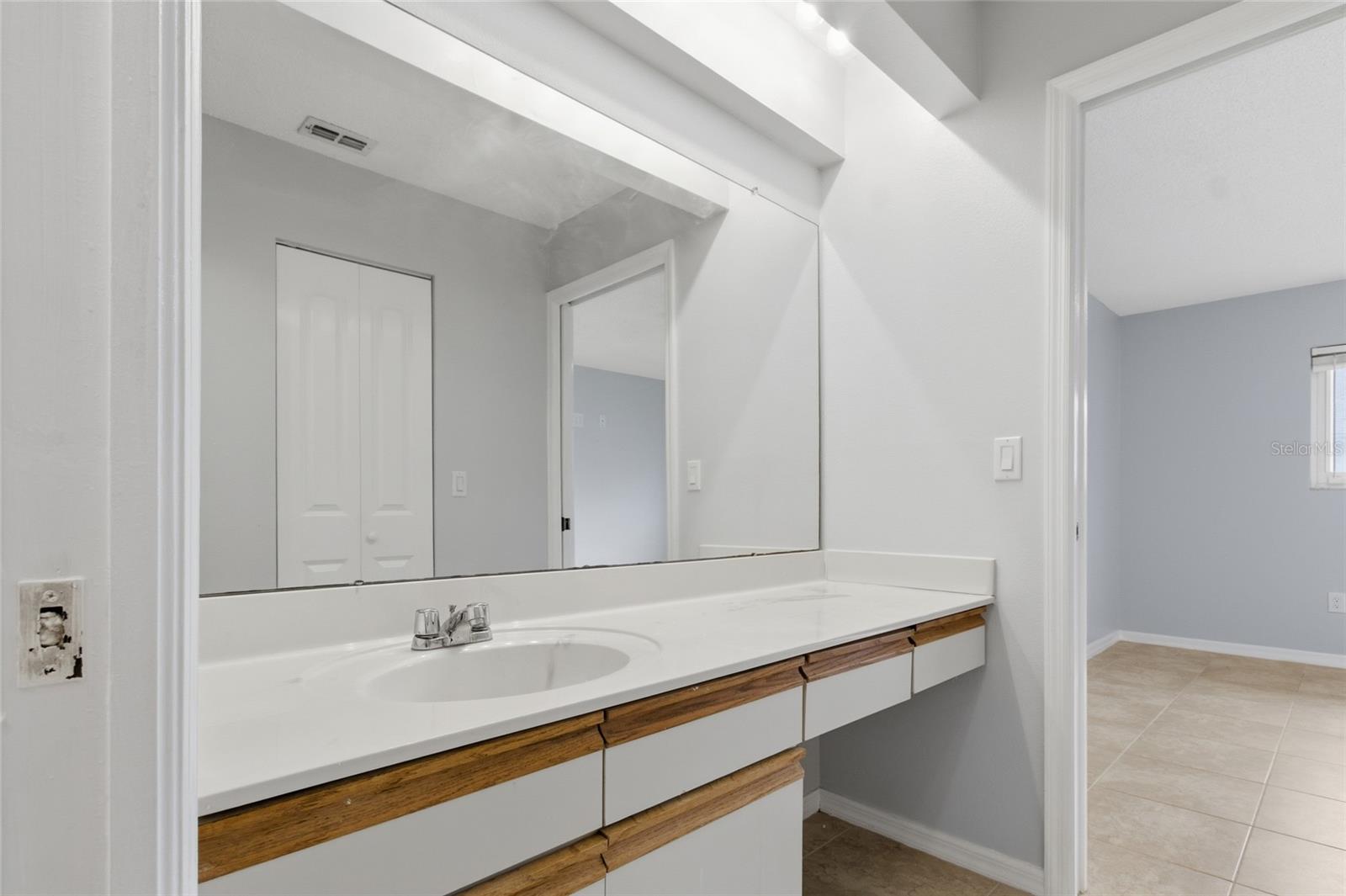 Primary Ensuite Bath