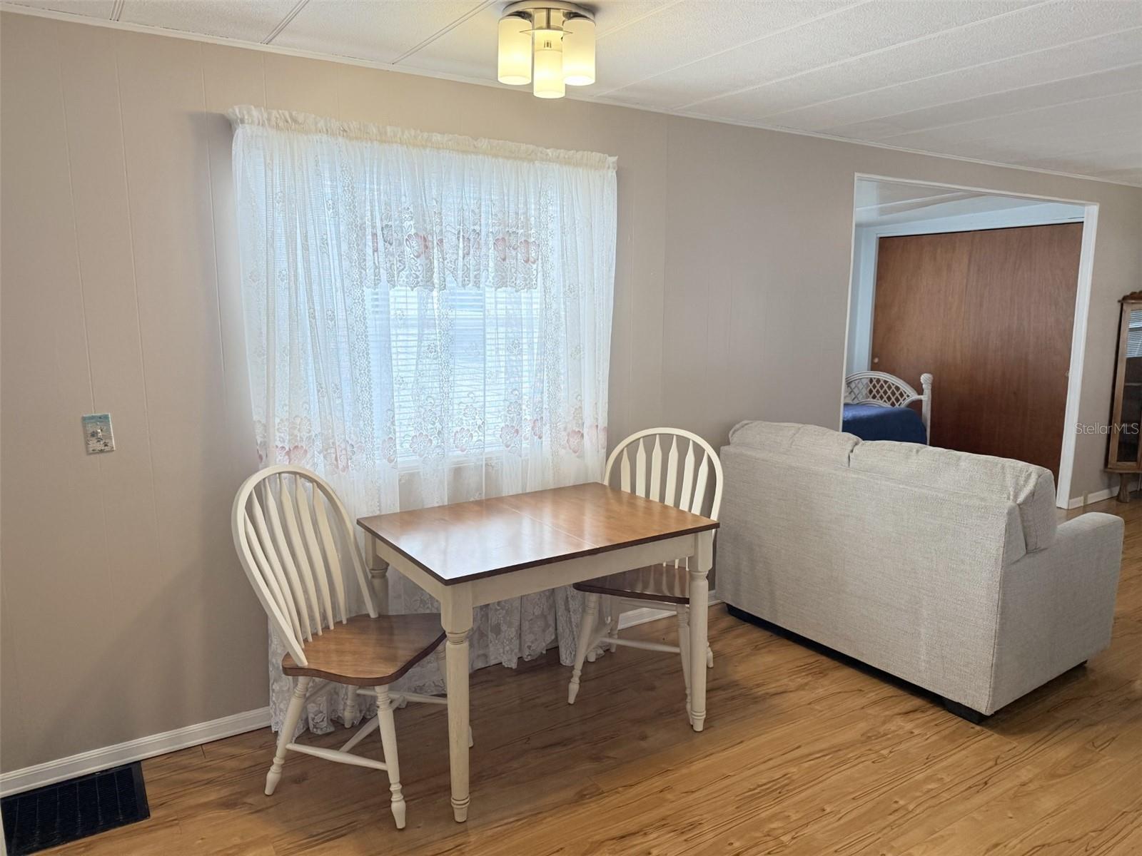 TB8443691 Property Photo