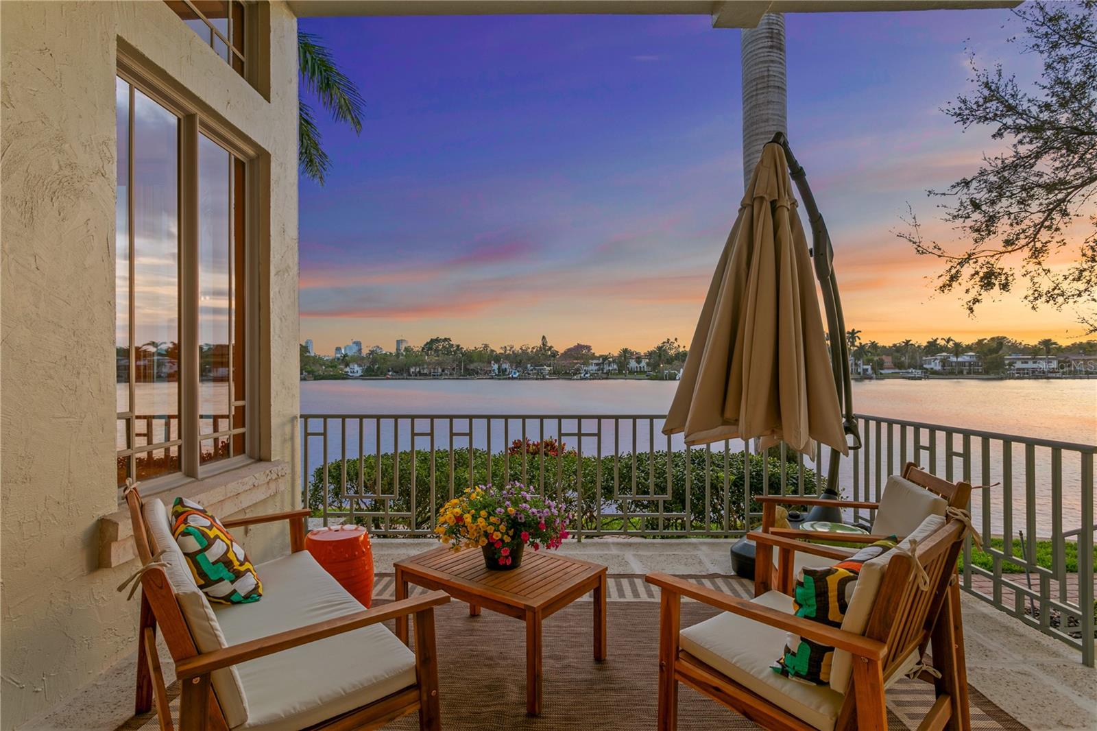 TB8443694 Property Photo