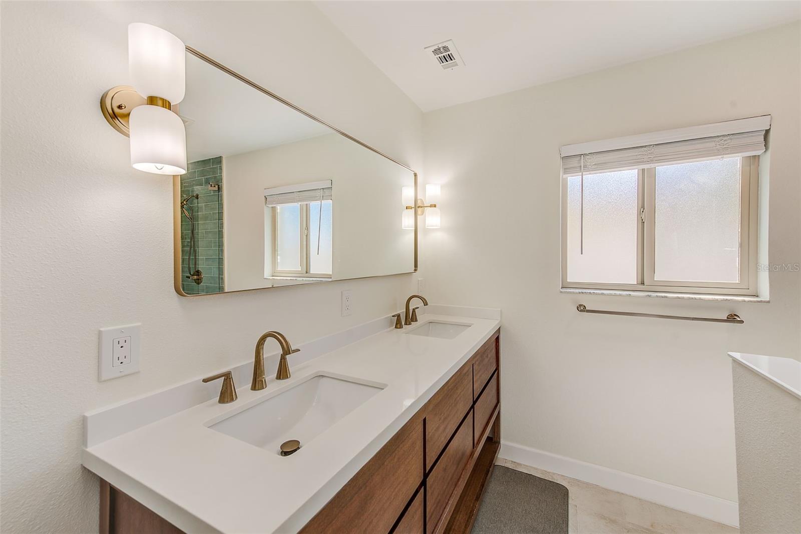 1851 DEL ROBLES TER, CLEARWATER, FL, 33764