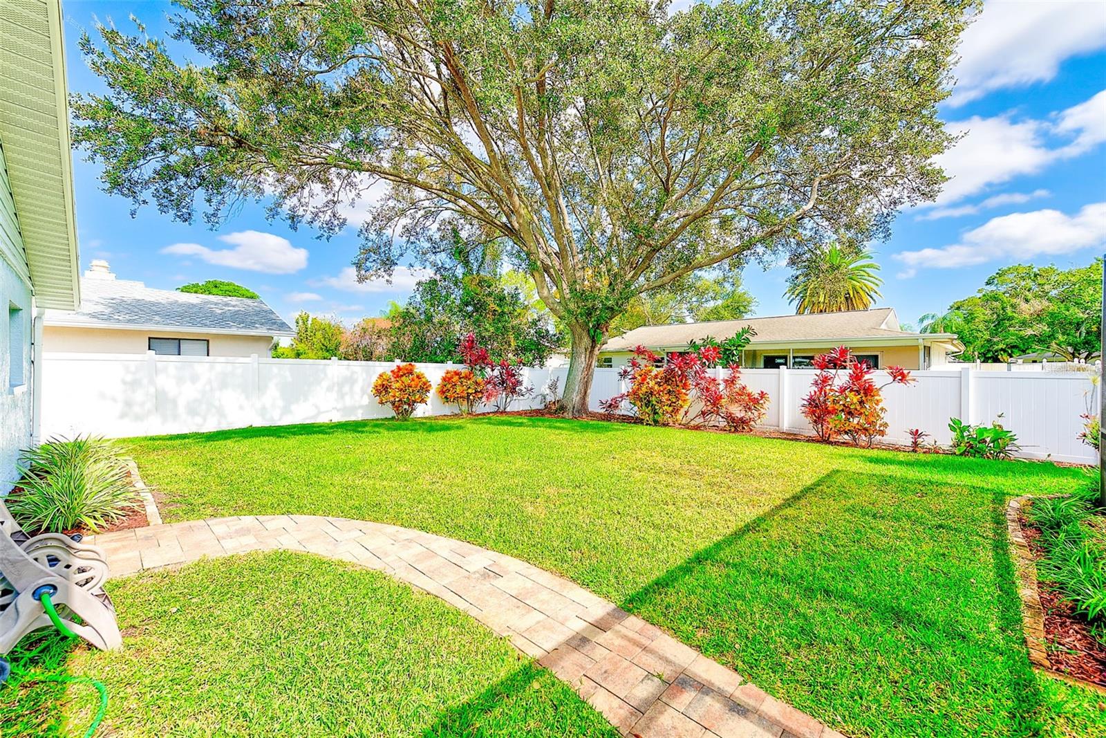 1851 DEL ROBLES TER, CLEARWATER, FL, 33764