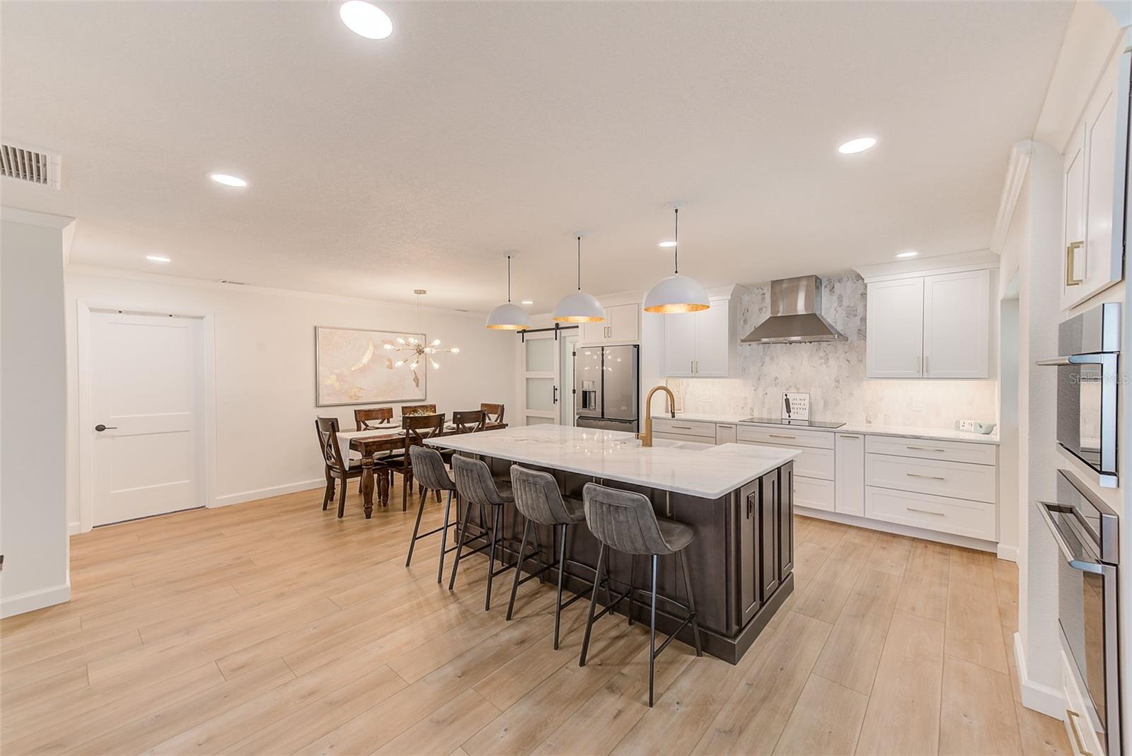 1851 DEL ROBLES TER, CLEARWATER, FL, 33764