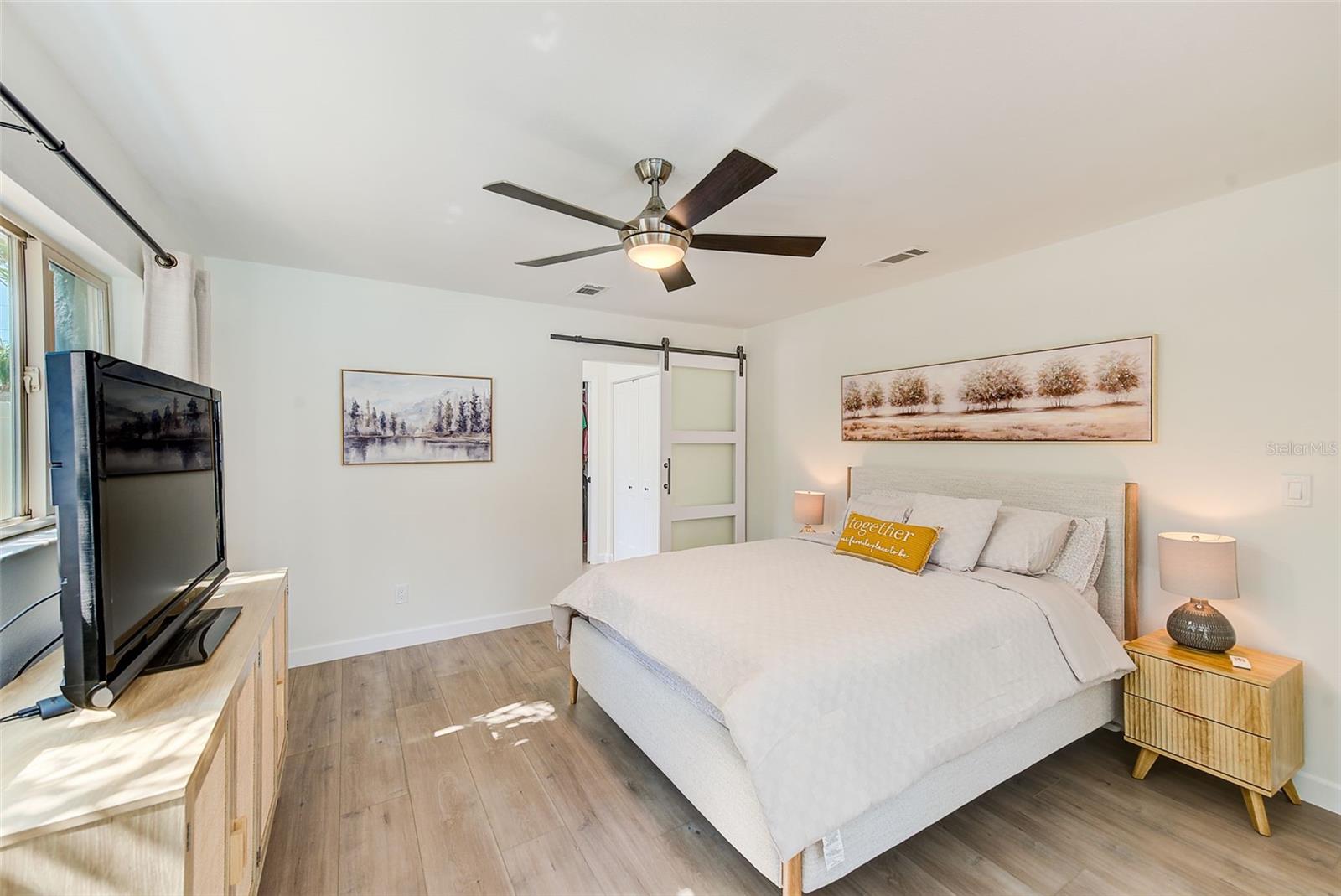 1851 DEL ROBLES TER, CLEARWATER, FL, 33764