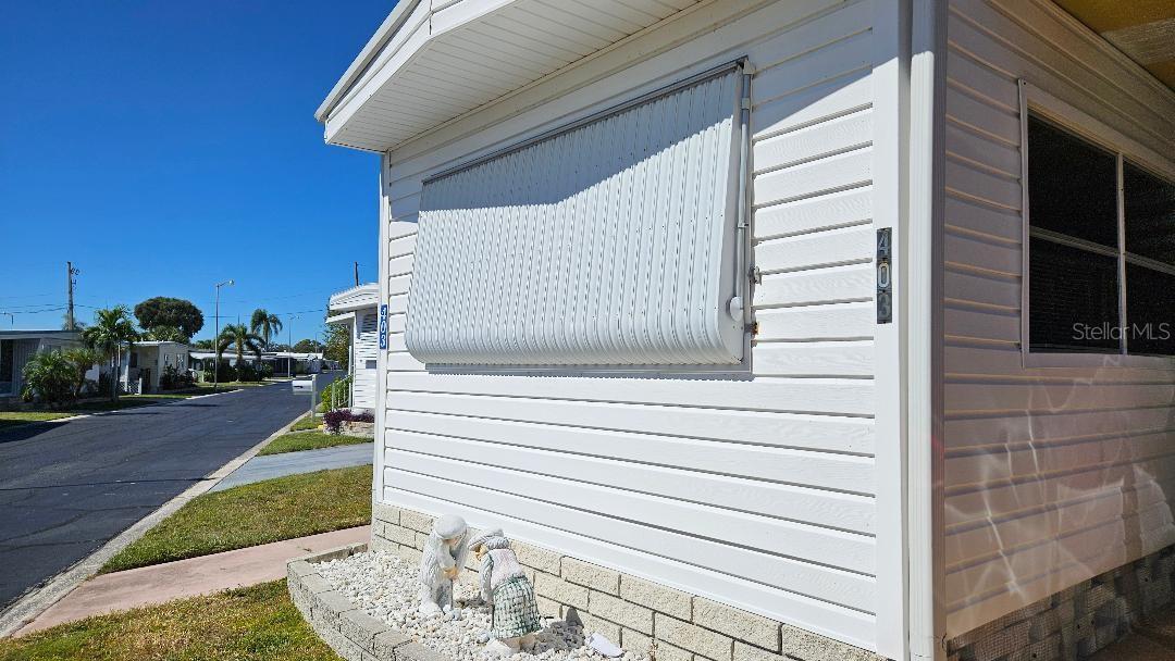 TB8443701 Property Photo