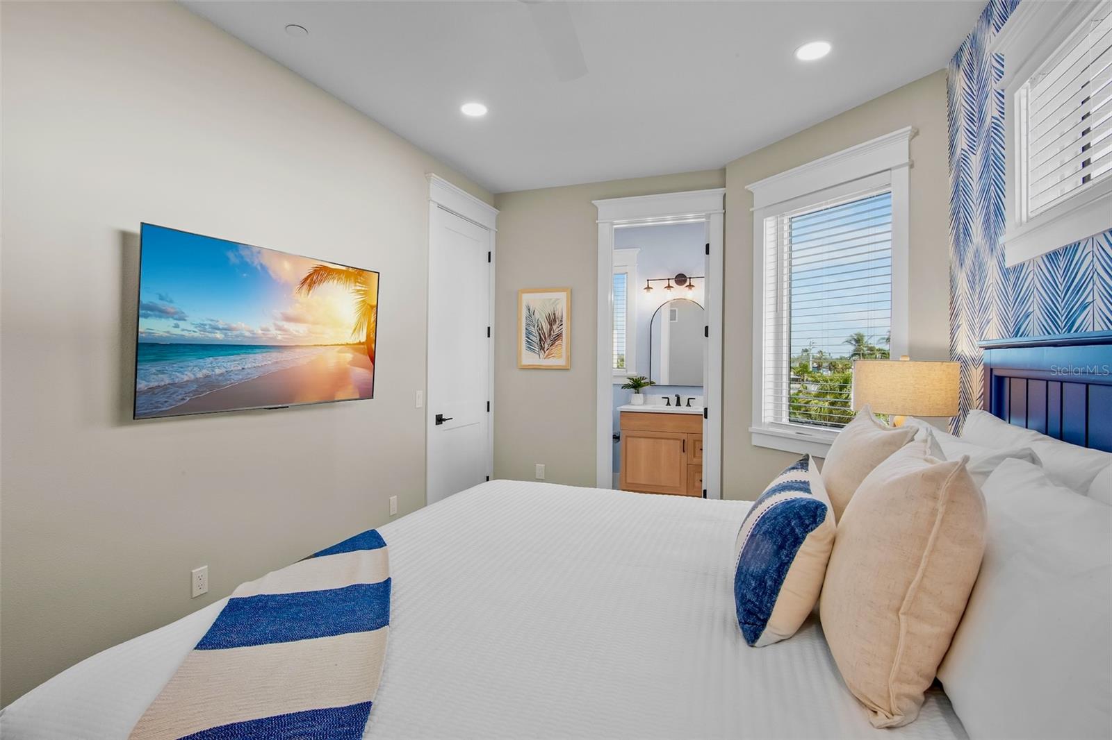 A4670533 Property Photo