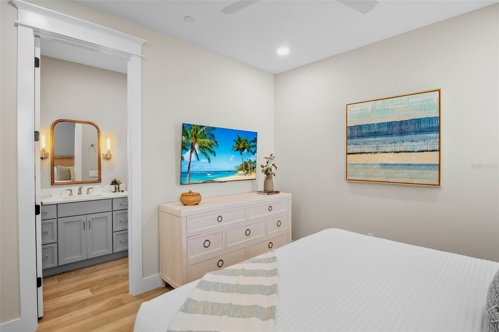 A4670533 Property Photo