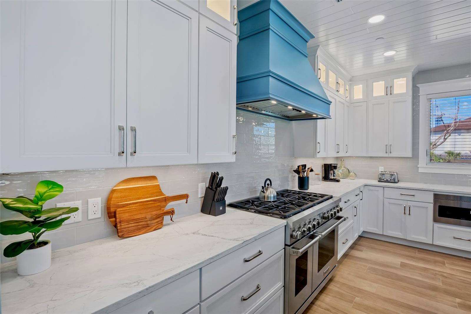 A4670533 Property Photo